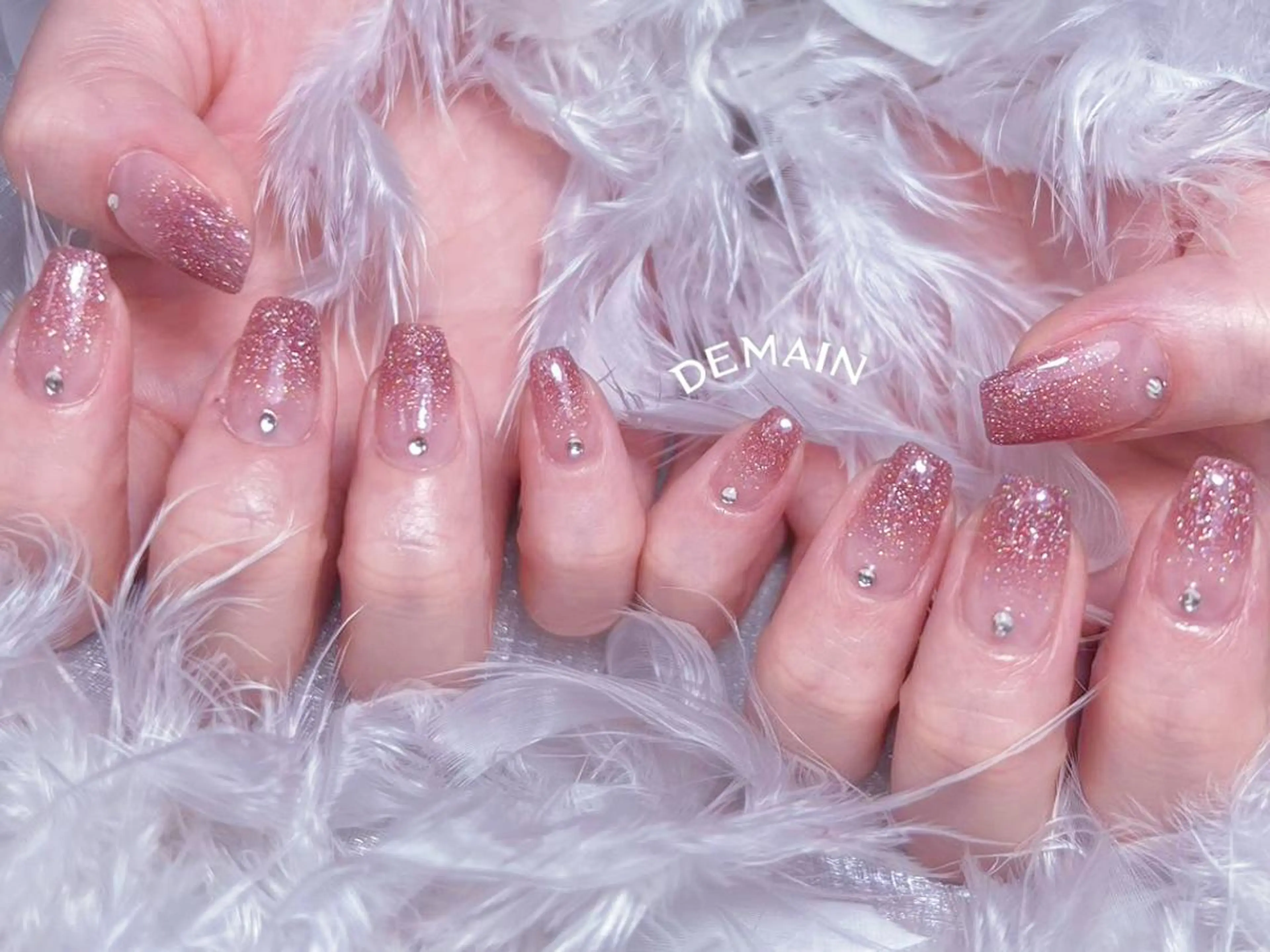 ネイル ハンドネイル ハンドケア DEMAIN- 🕊️のネイルデザイン