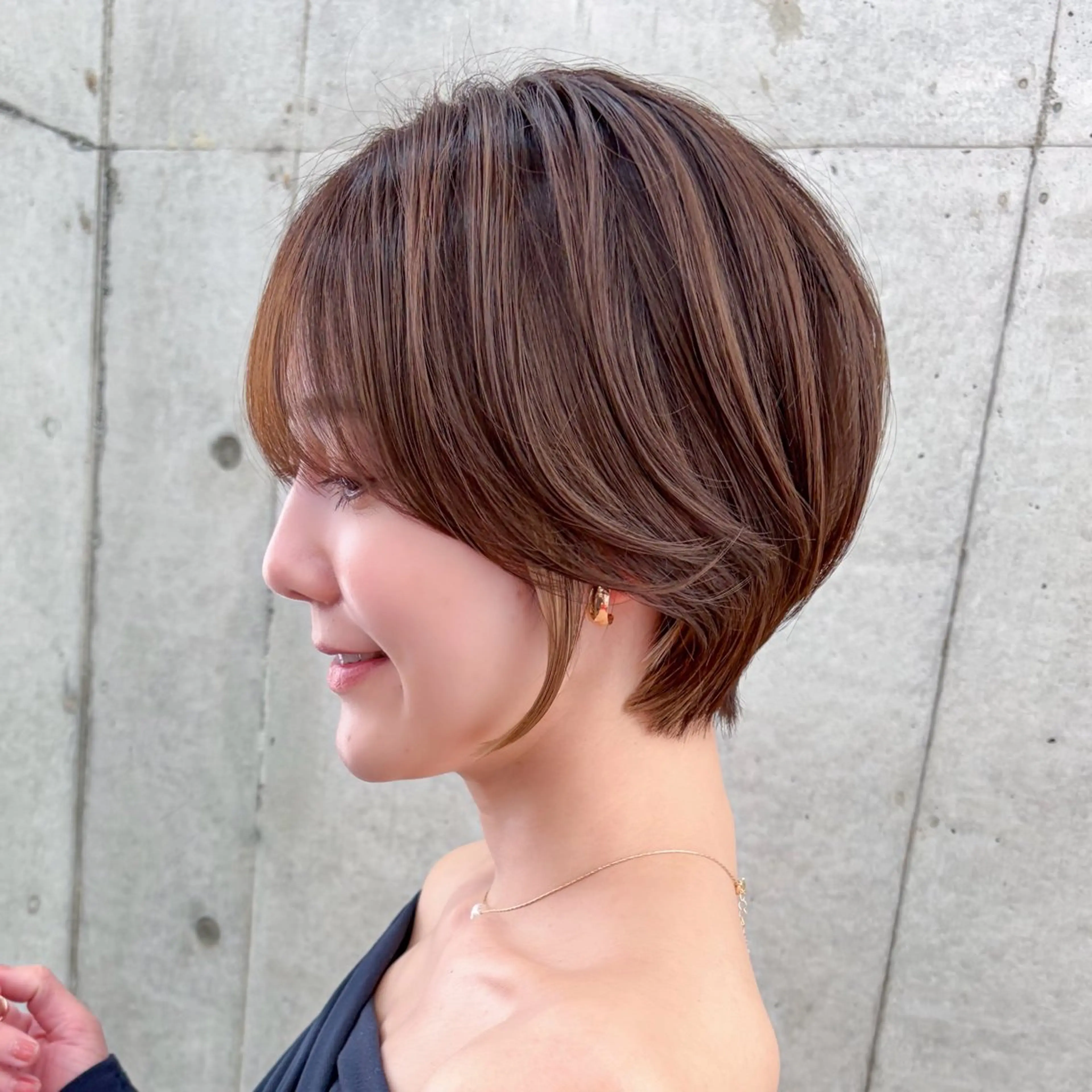 ショート ショート/レイヤー/ 縮毛矯正/ 渡邊莉玖のヘアスタイル