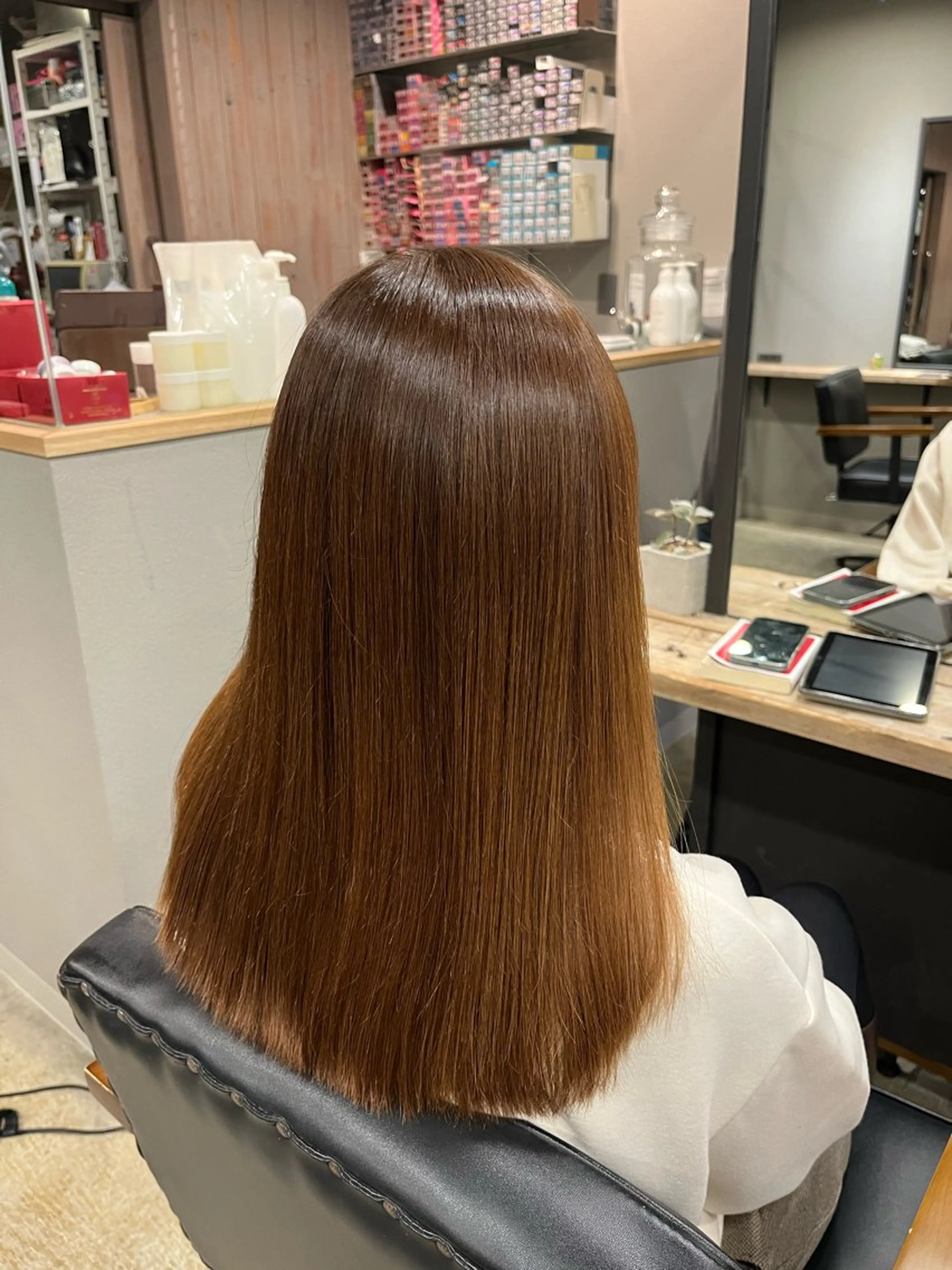 セミロング カット ヘアカラー ひかる 🌀のヘアスタイル