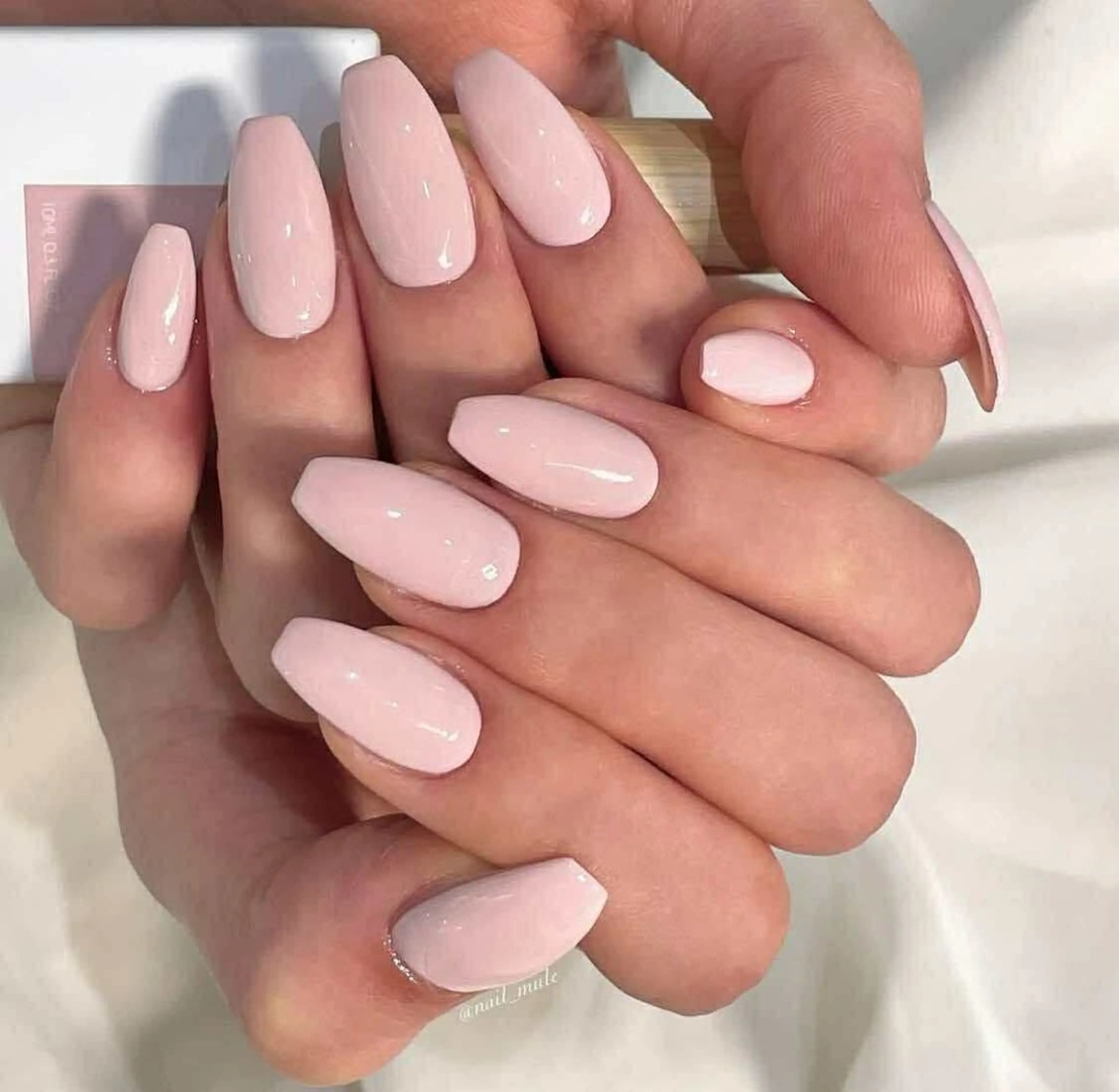 ミディアム タオ タオ Nailのネイルデザイン