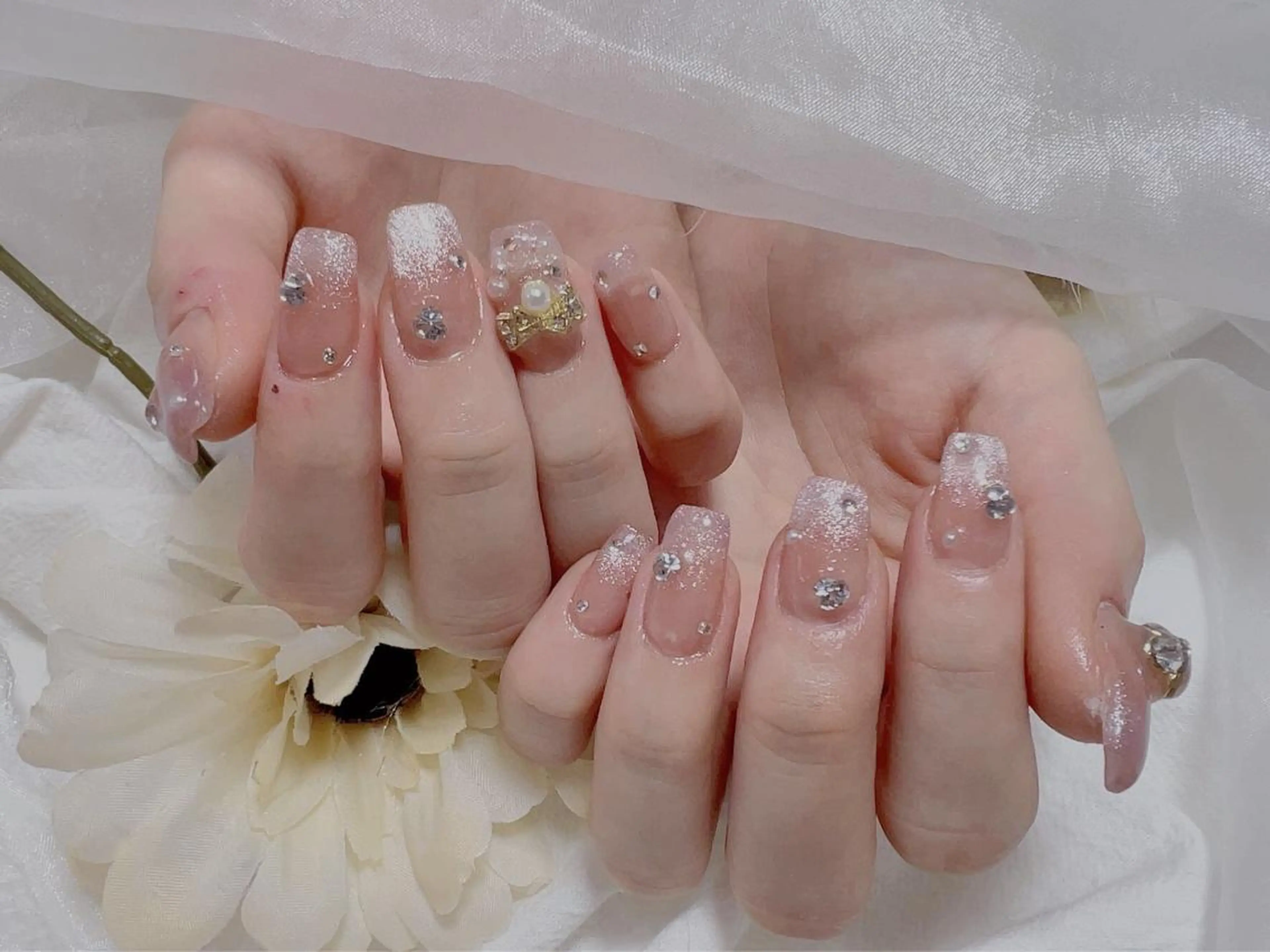 ネイル ハンドネイル VIVIAN リサのネイルデザイン