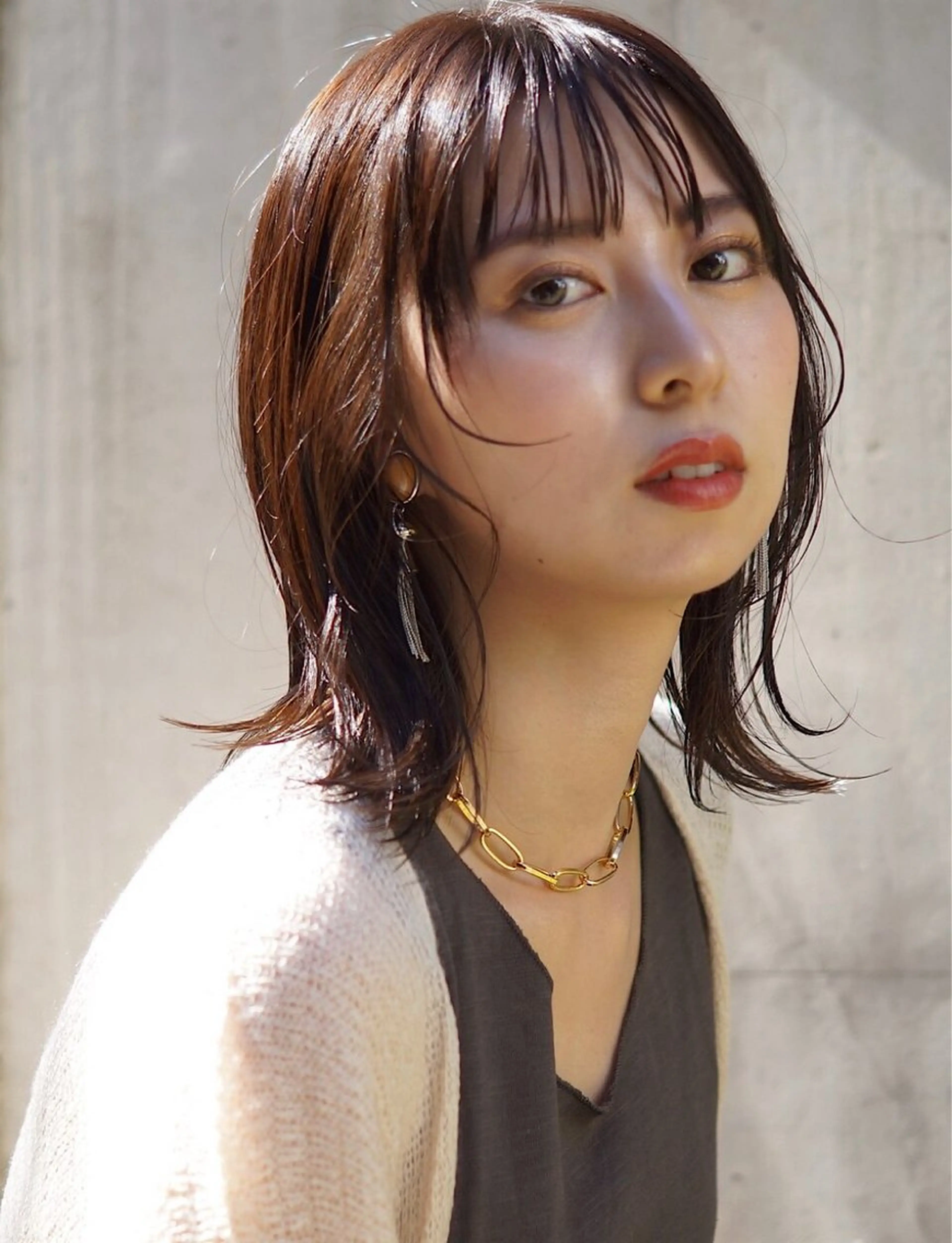 ミディアム hoNua. 栄/透明感カラーのヘアスタイル