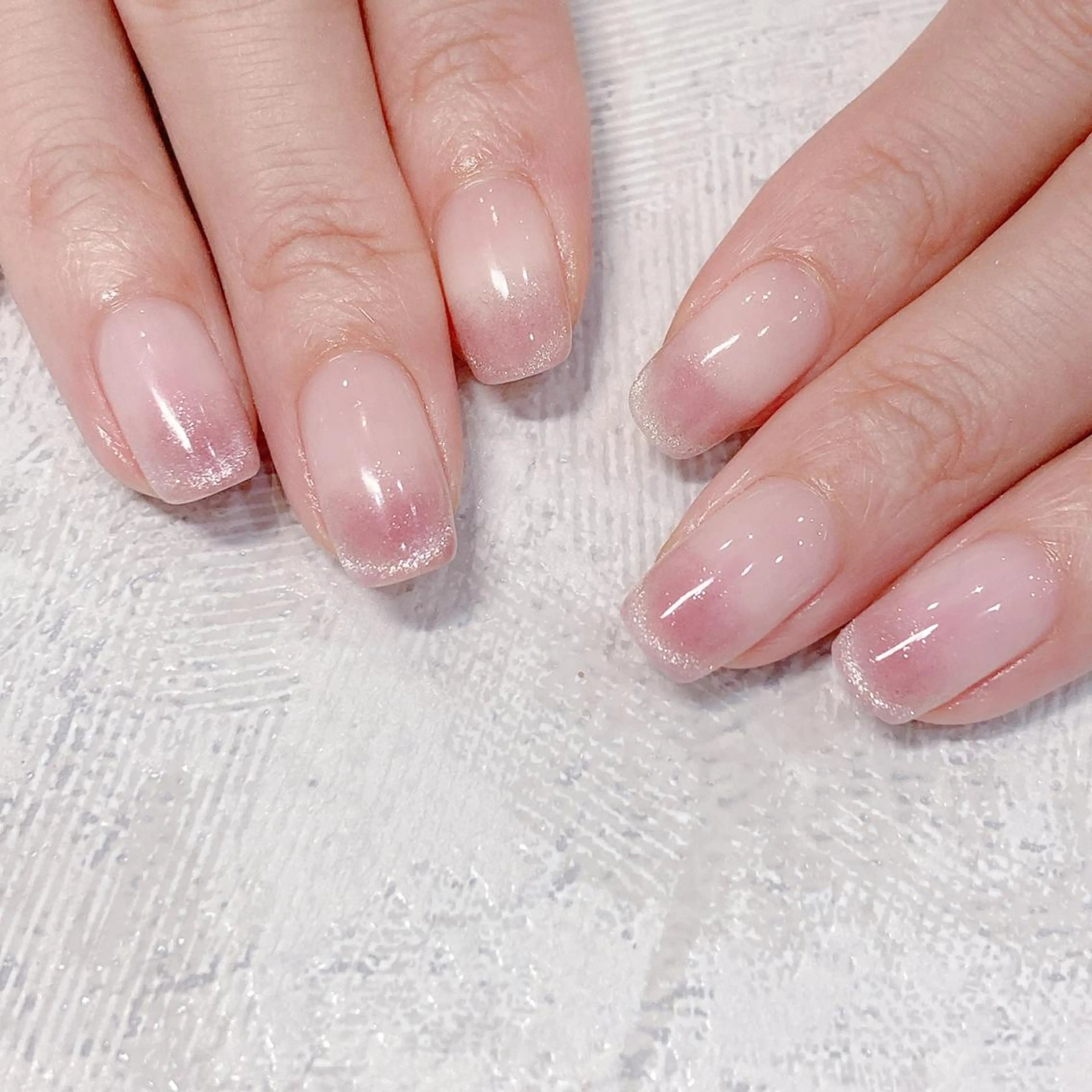 ネイル バニーアイズ　ネイル ニューオータニ博多店のネイルデザイン