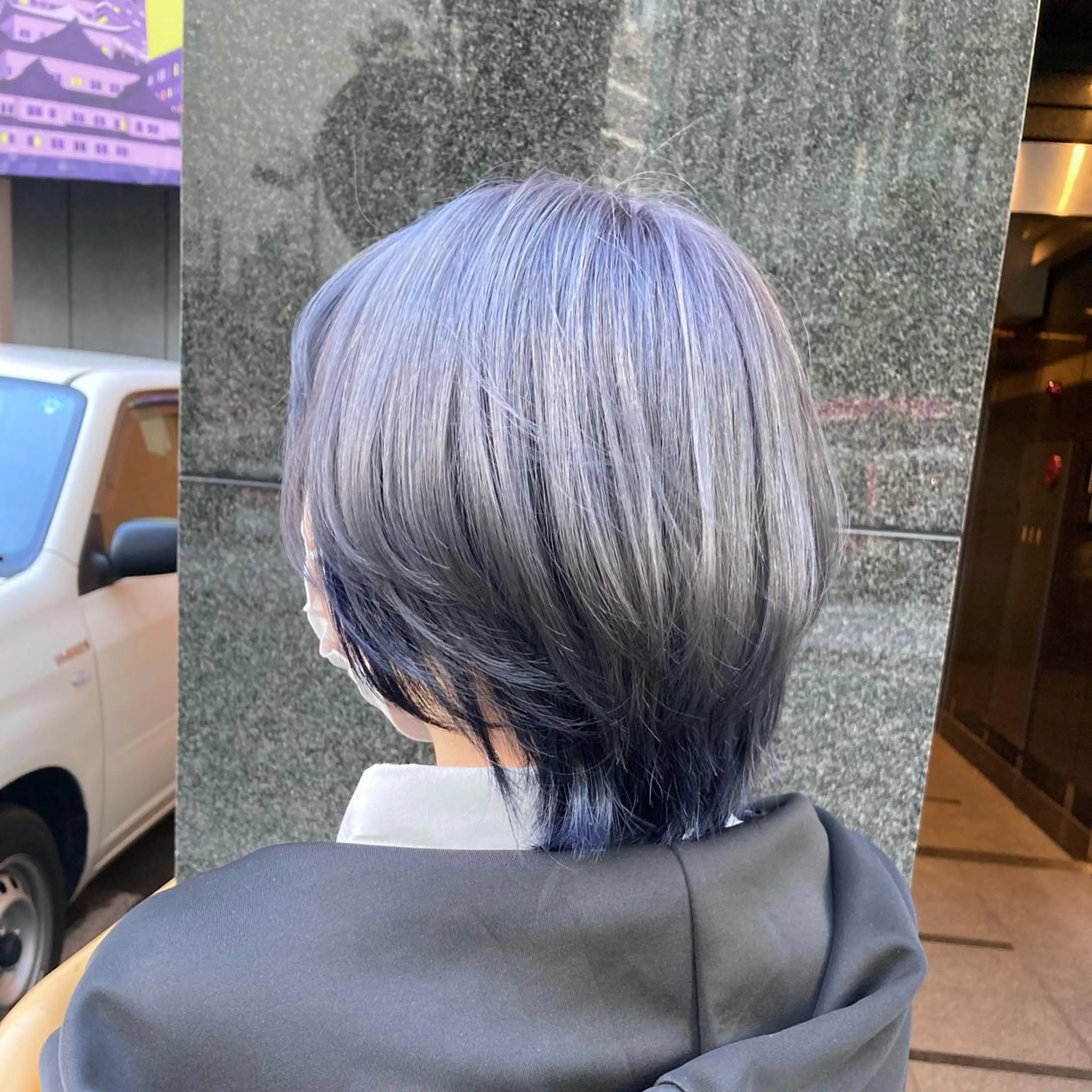 ショート カラー ブリーチ ヘアカラー ピンクカラー🎀 米津 美佑のヘアスタイル