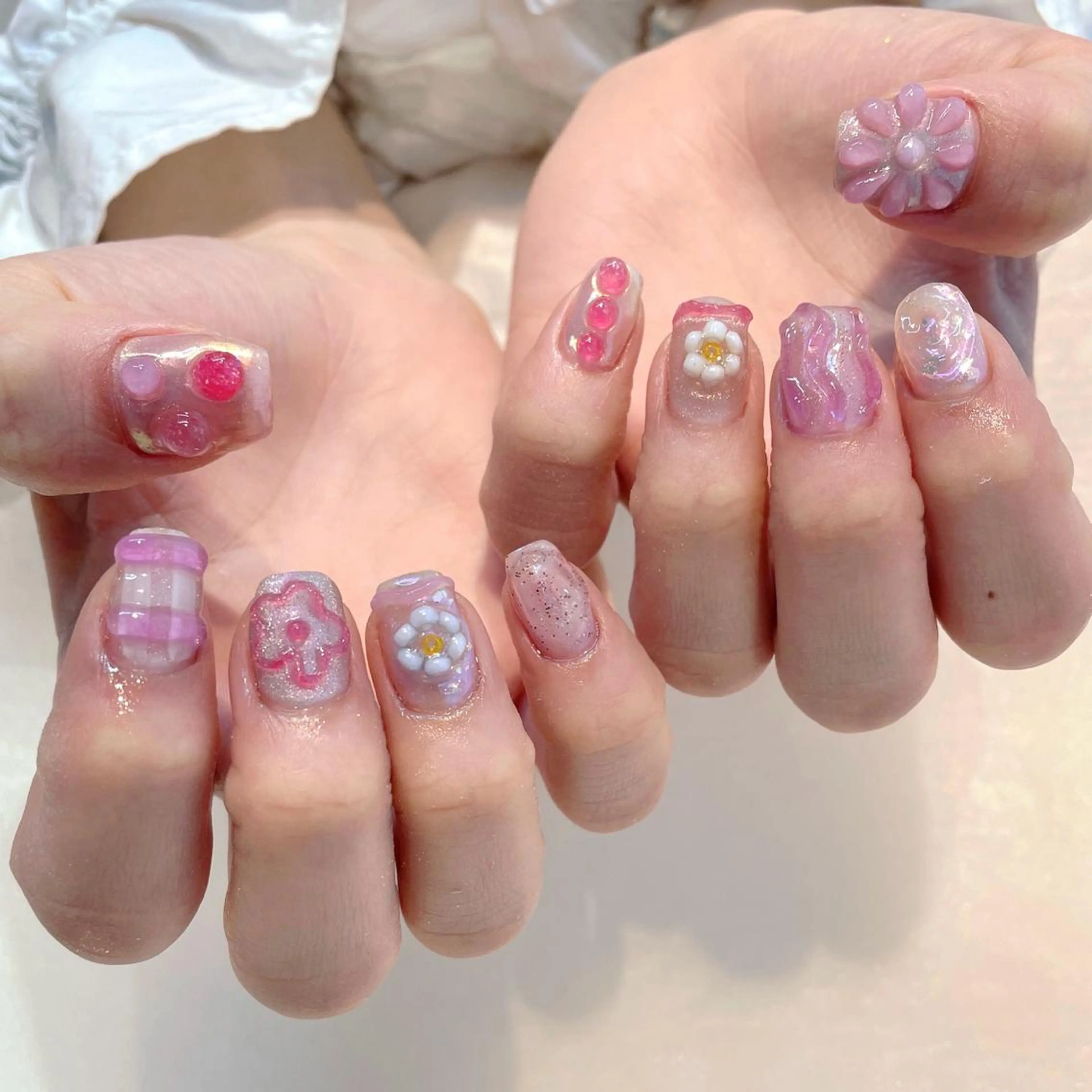 ネイル ハンドネイル 新井 ひなののネイルデザイン