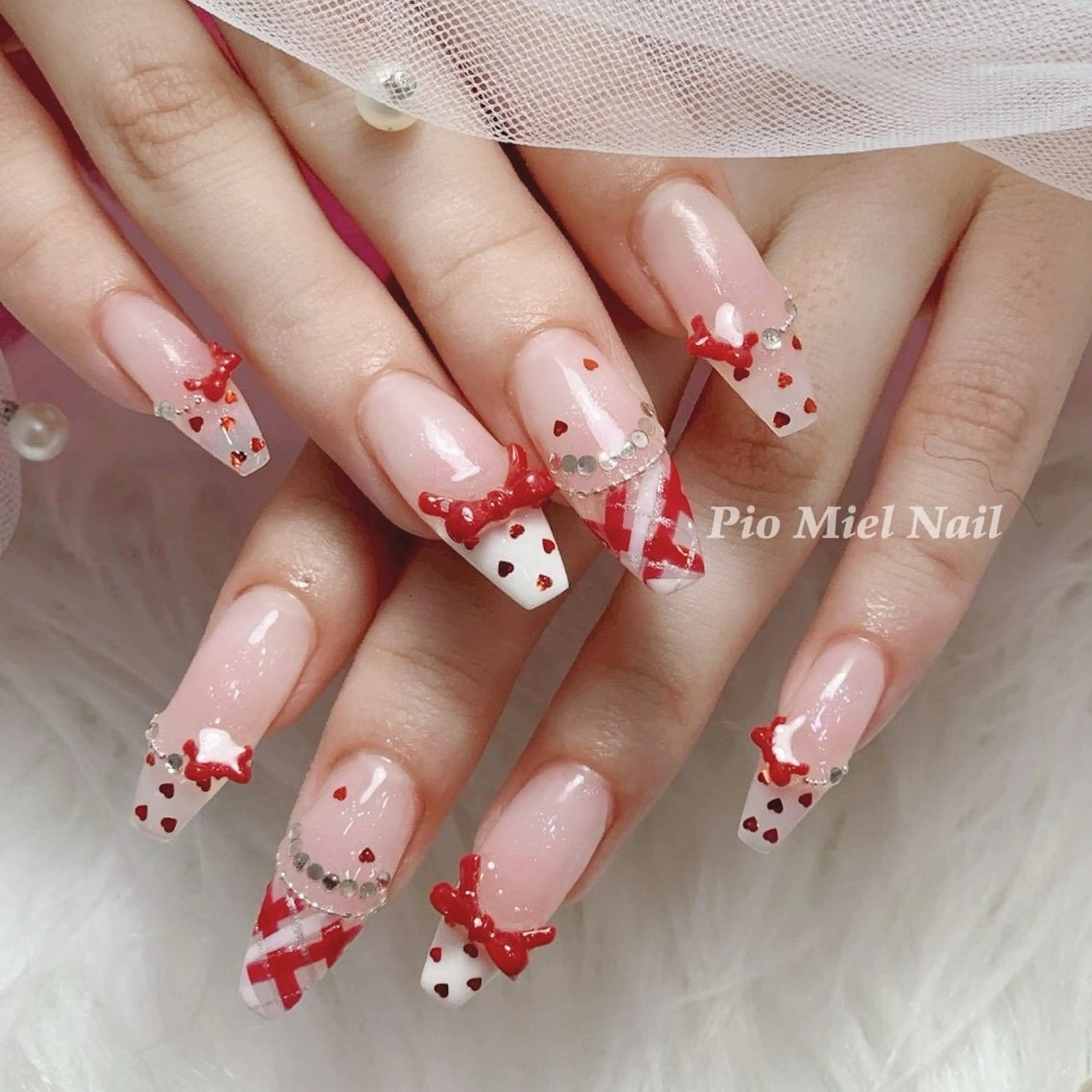 ネイル ハンドネイル HANA 長さだしのネイルデザイン