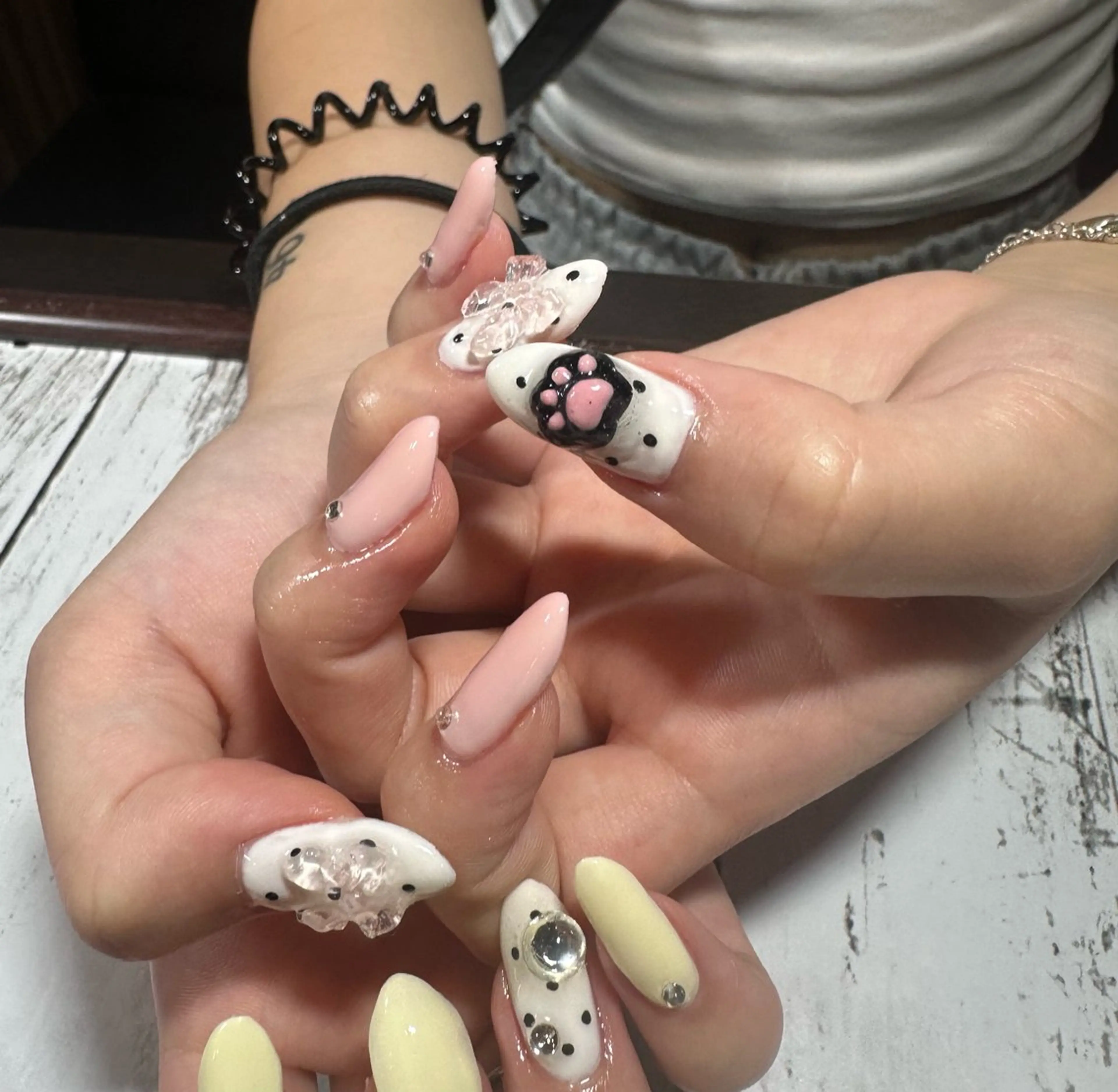 ネイル e.nail所属・🍎吉田 恵里🍎のネイルデザイン