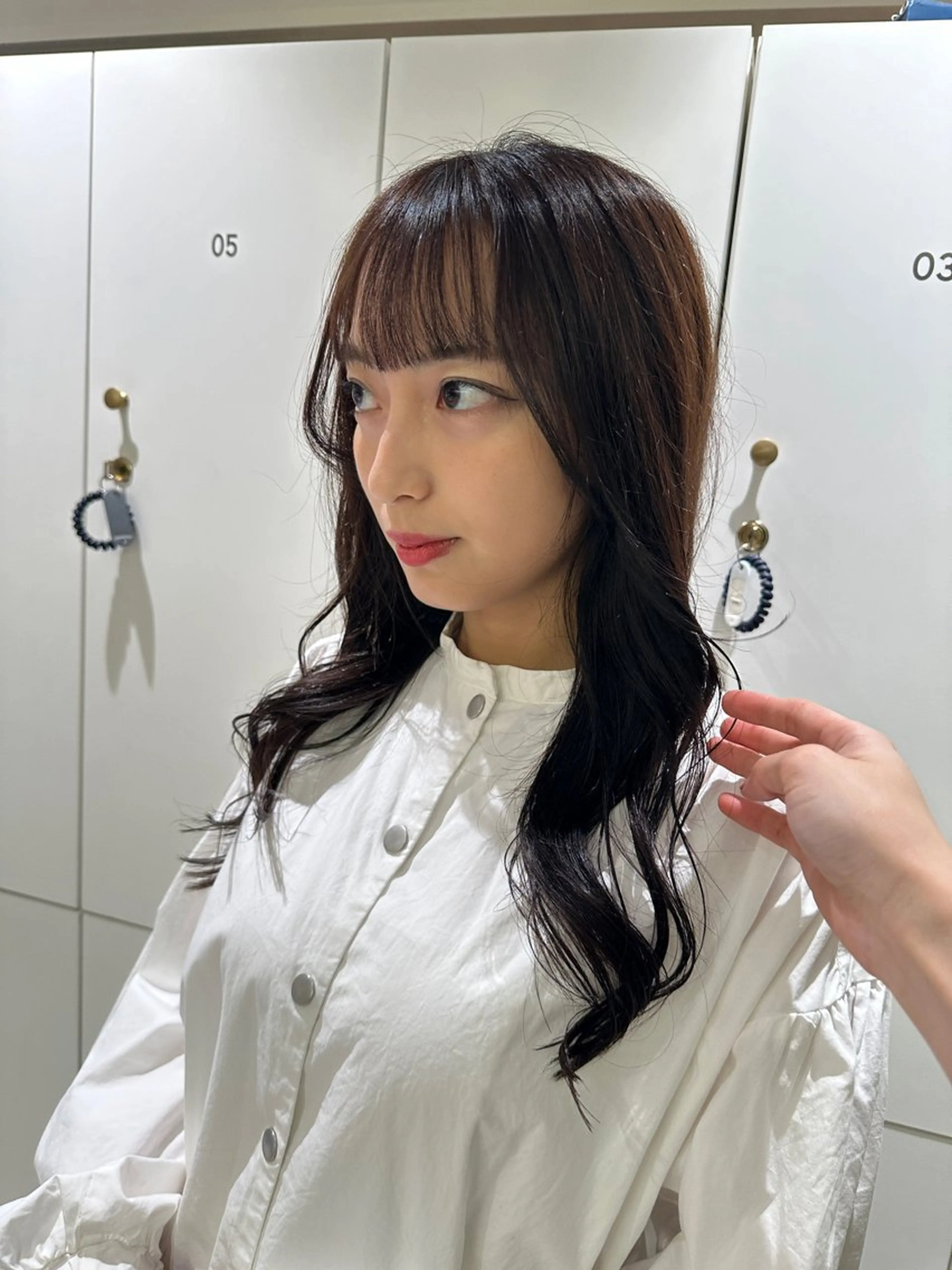 ロング 川上 彩夏のヘアスタイル