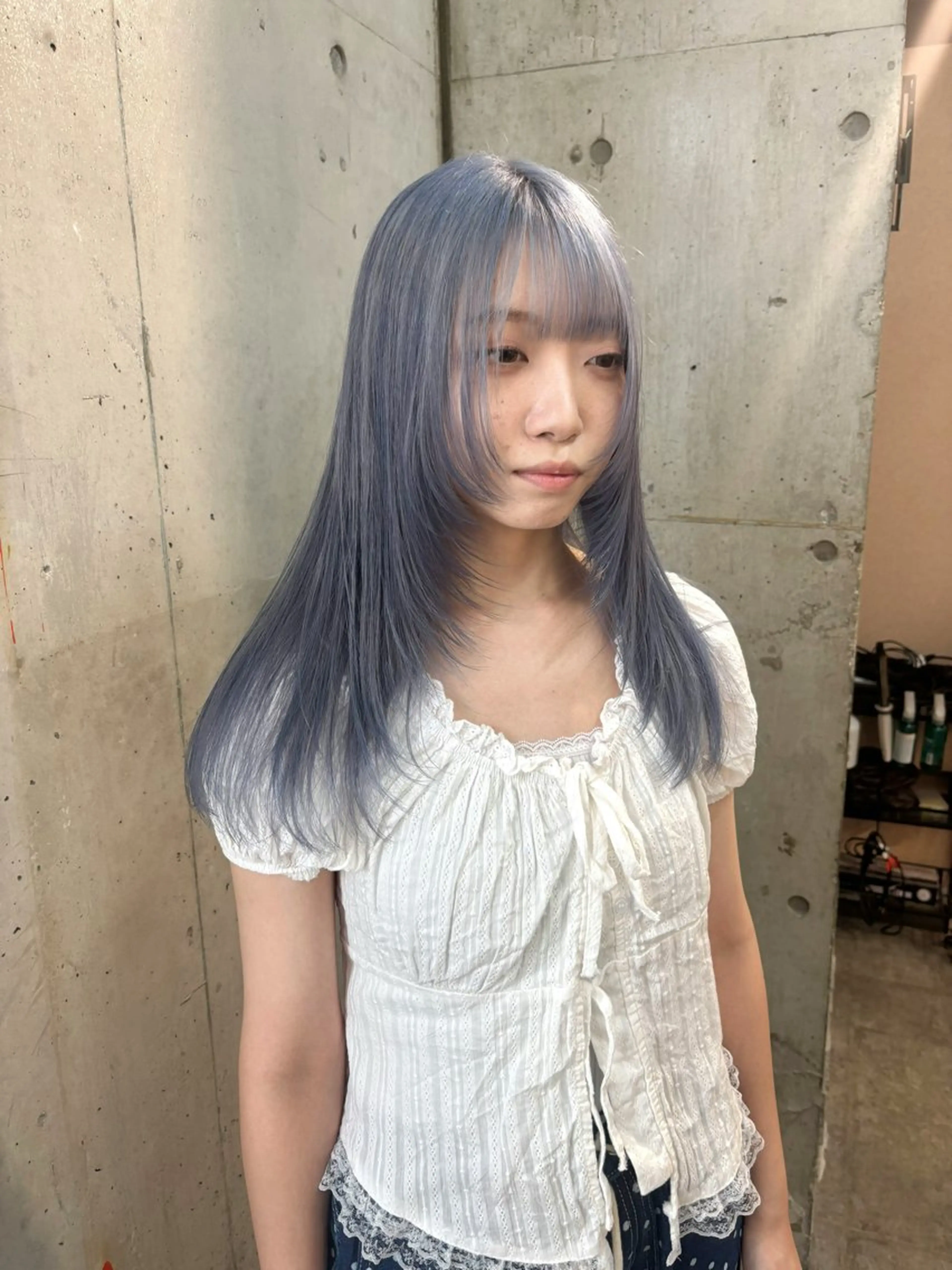 ロング カラー ブルーカラー ハイレイヤー レイヤーカット ヘアカラー lani hair salon所属・SHOTO ハイトー ン/デザインカラーのヘアスタイル