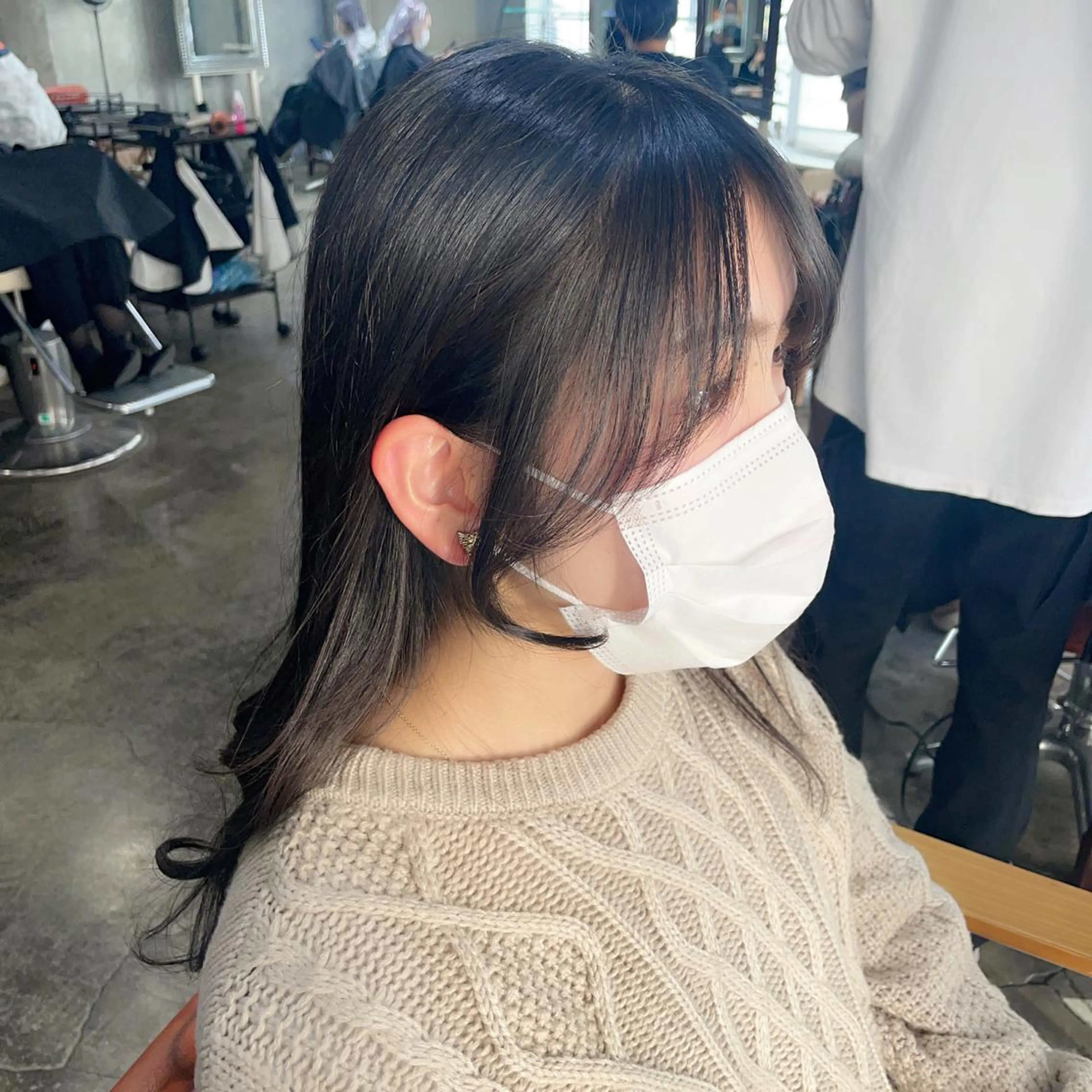 ミディアム カラー 韓国風ヘア 小顔カット カット 🕊miki モテ髪🫧のヘアスタイル