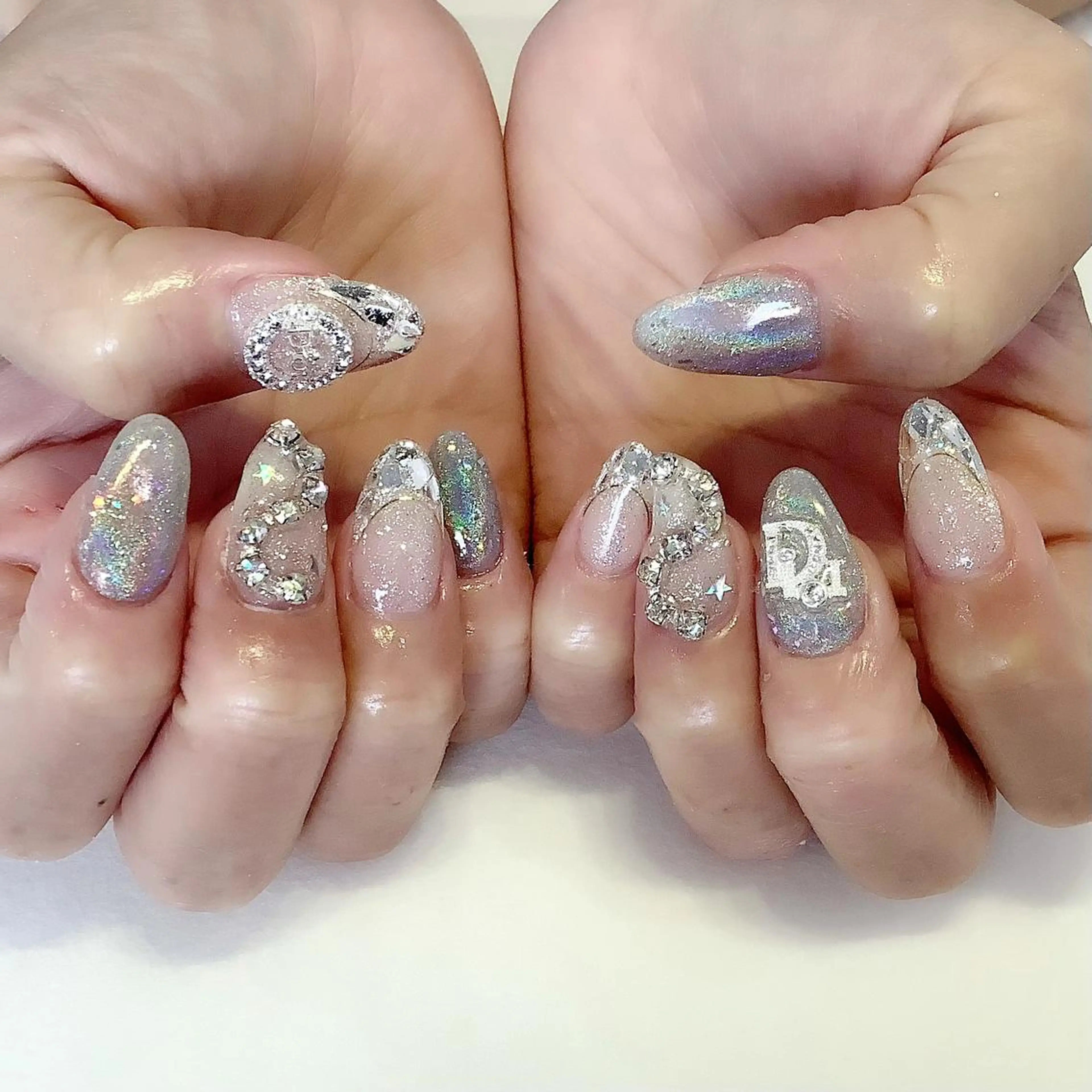 ネイル ハンドネイル 💎🐰 saki. m 🐰💎のネイルデザイン