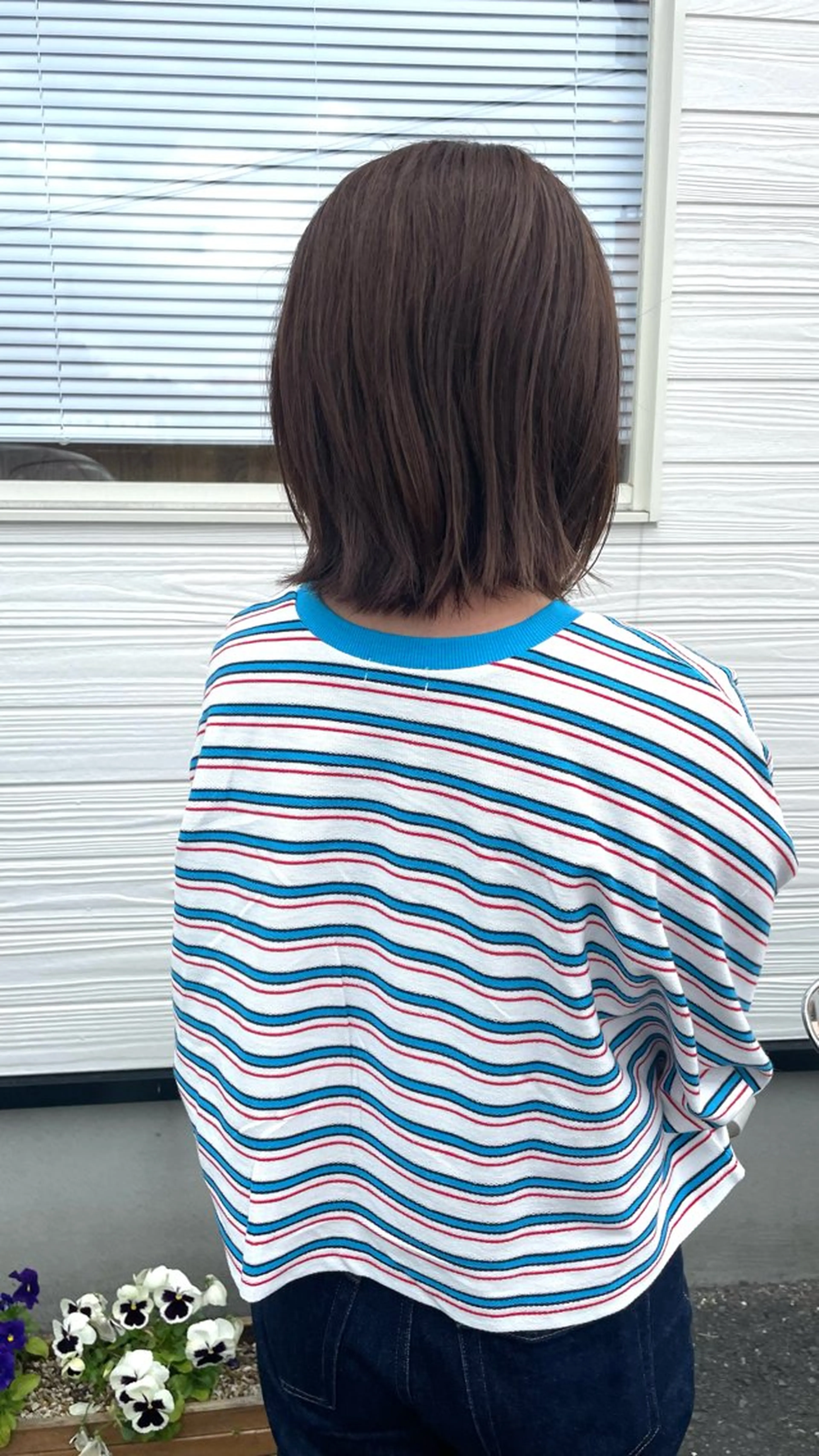 ミディアム ビヨウシツトリコ よねたにみなのヘアスタイル