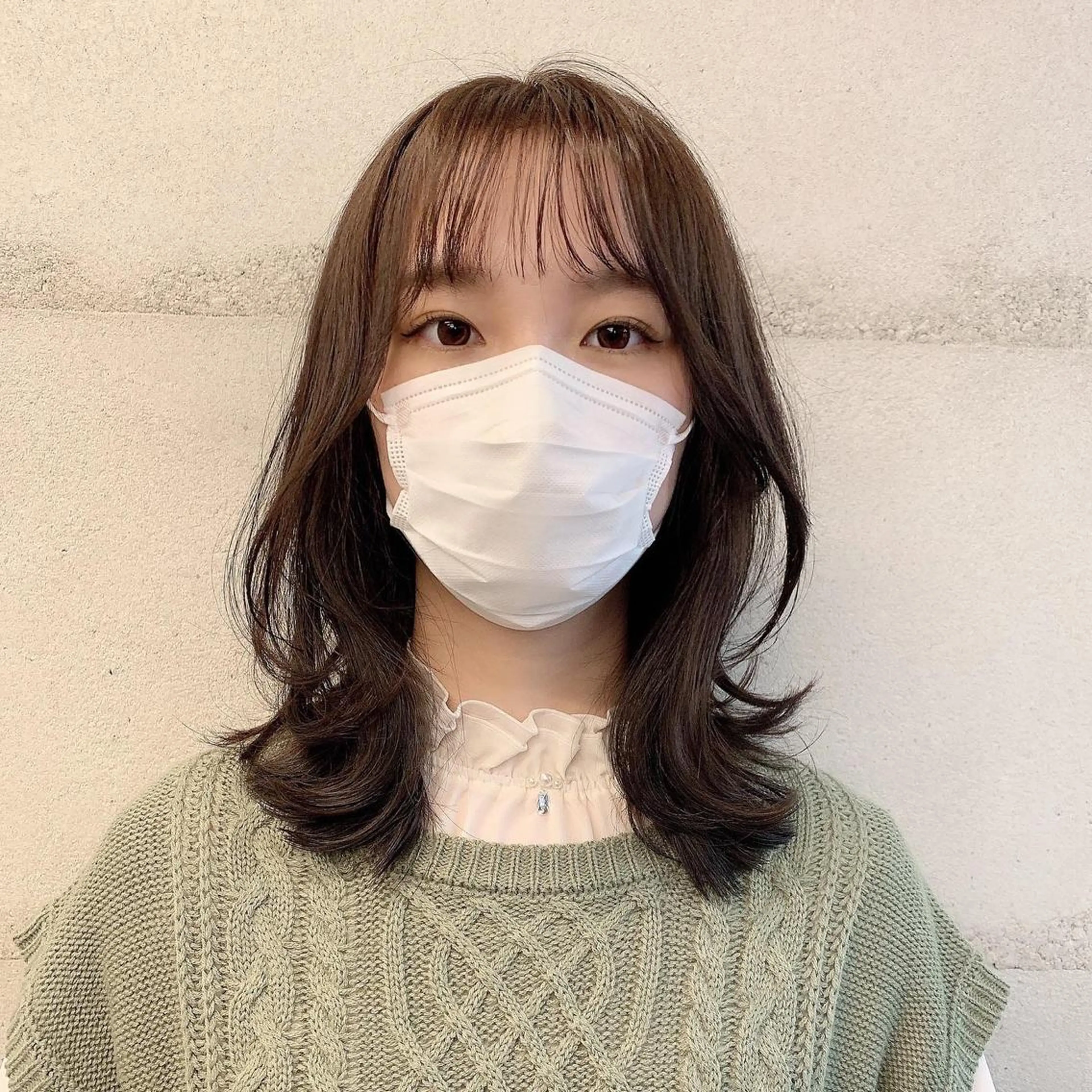 ミディアム カラー ミディアムパーマ ベージュカラー ブリーチ ケアブリーチ ダブルカラー 透明感/オリーブ/ グレージュ/YUKAのヘアスタイル