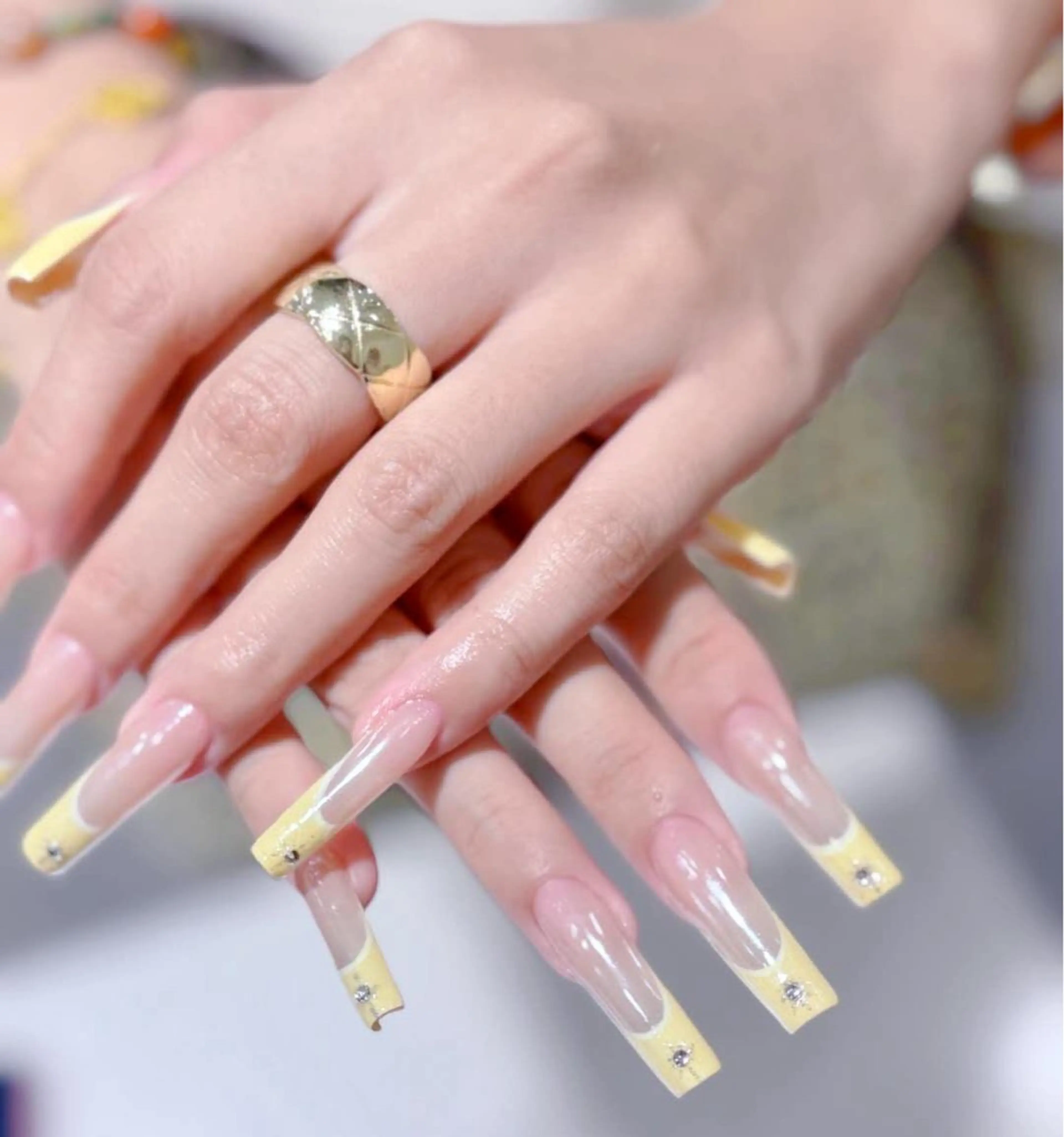 ネイル 小島 阿佑美のネイルデザイン