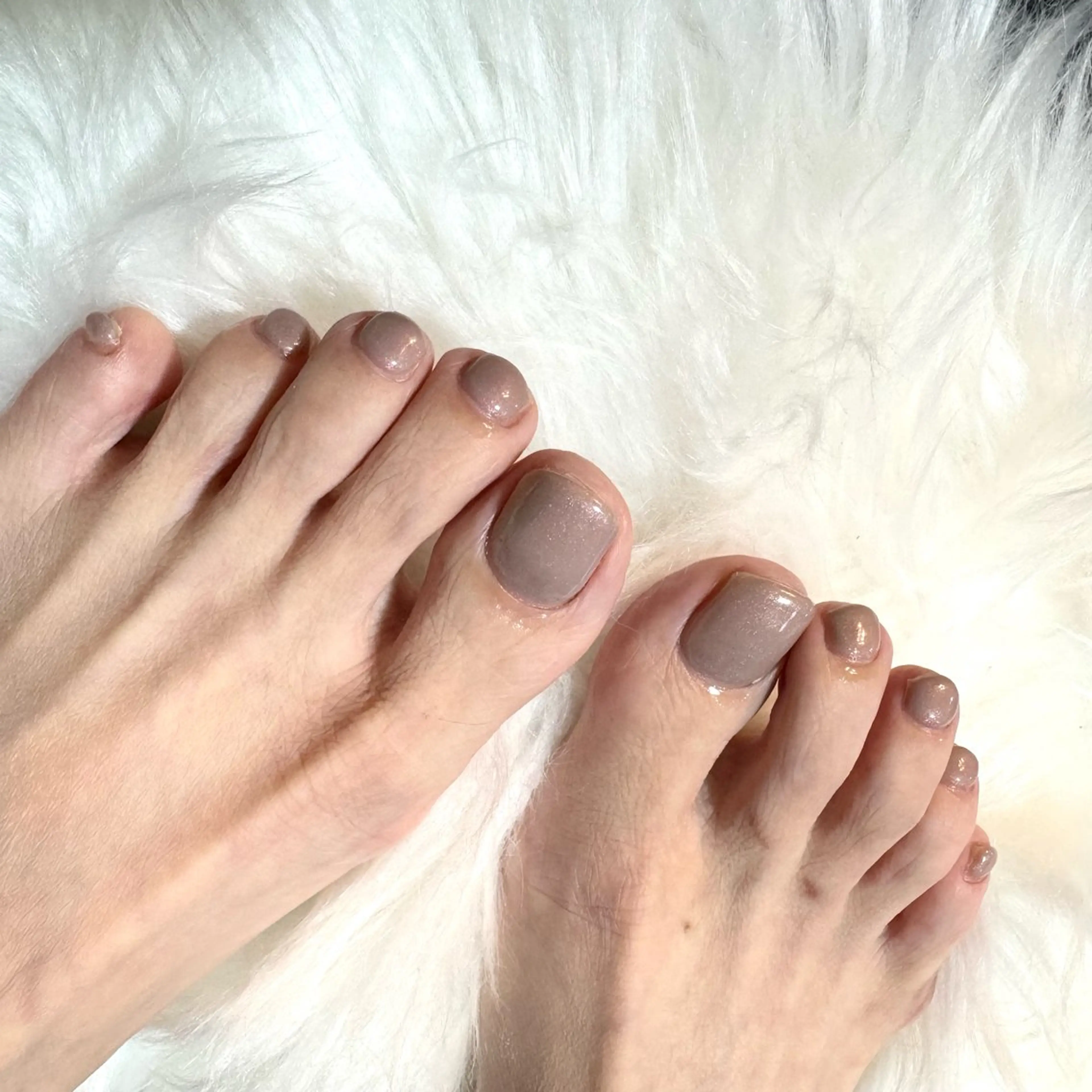 ネイル フットネイル ワンカラーネイル Aulu'bネイル ボディージュエリーのネイルデザイン