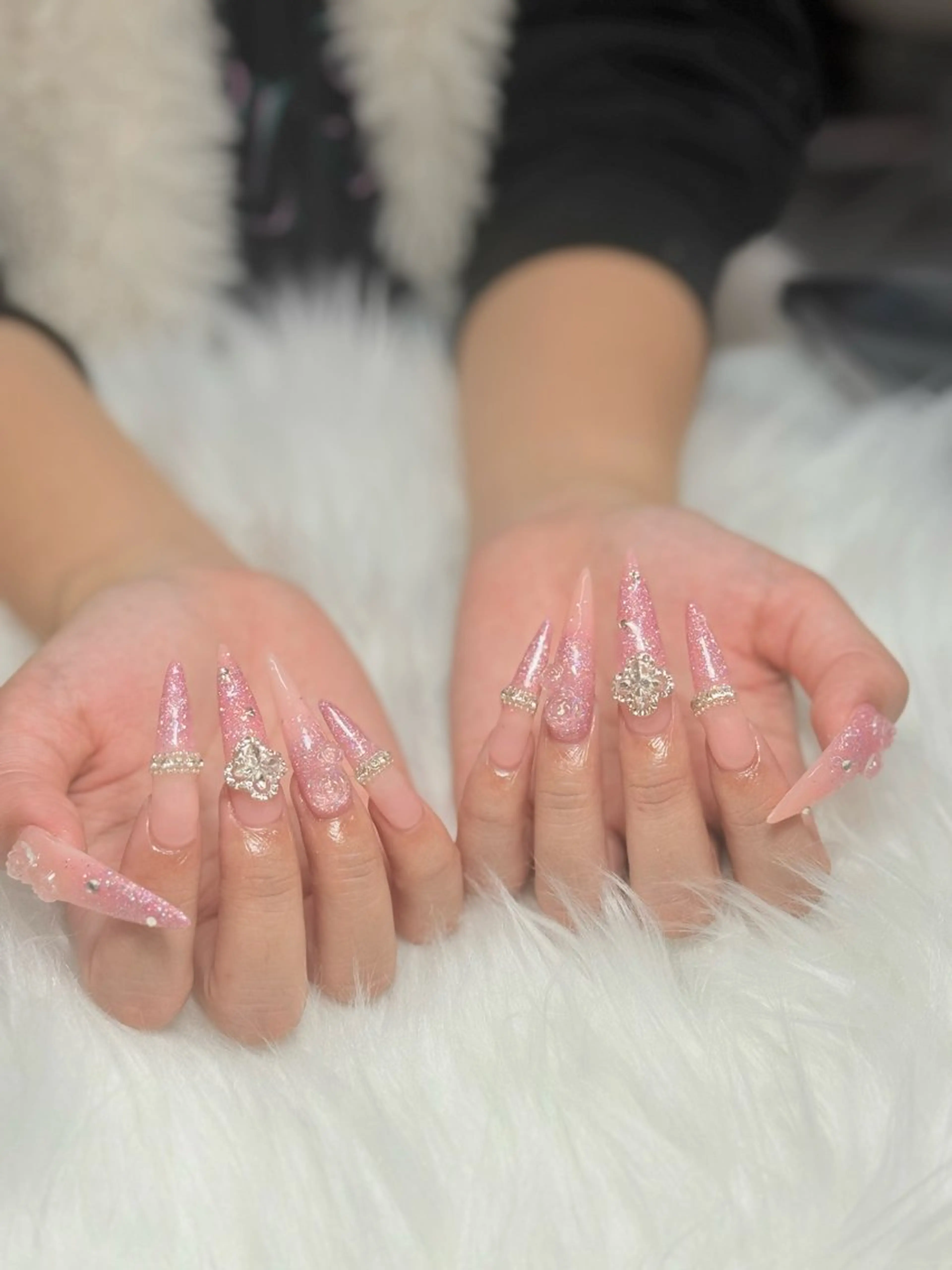 ネイル AURA NAIL🎀💅のネイルデザイン