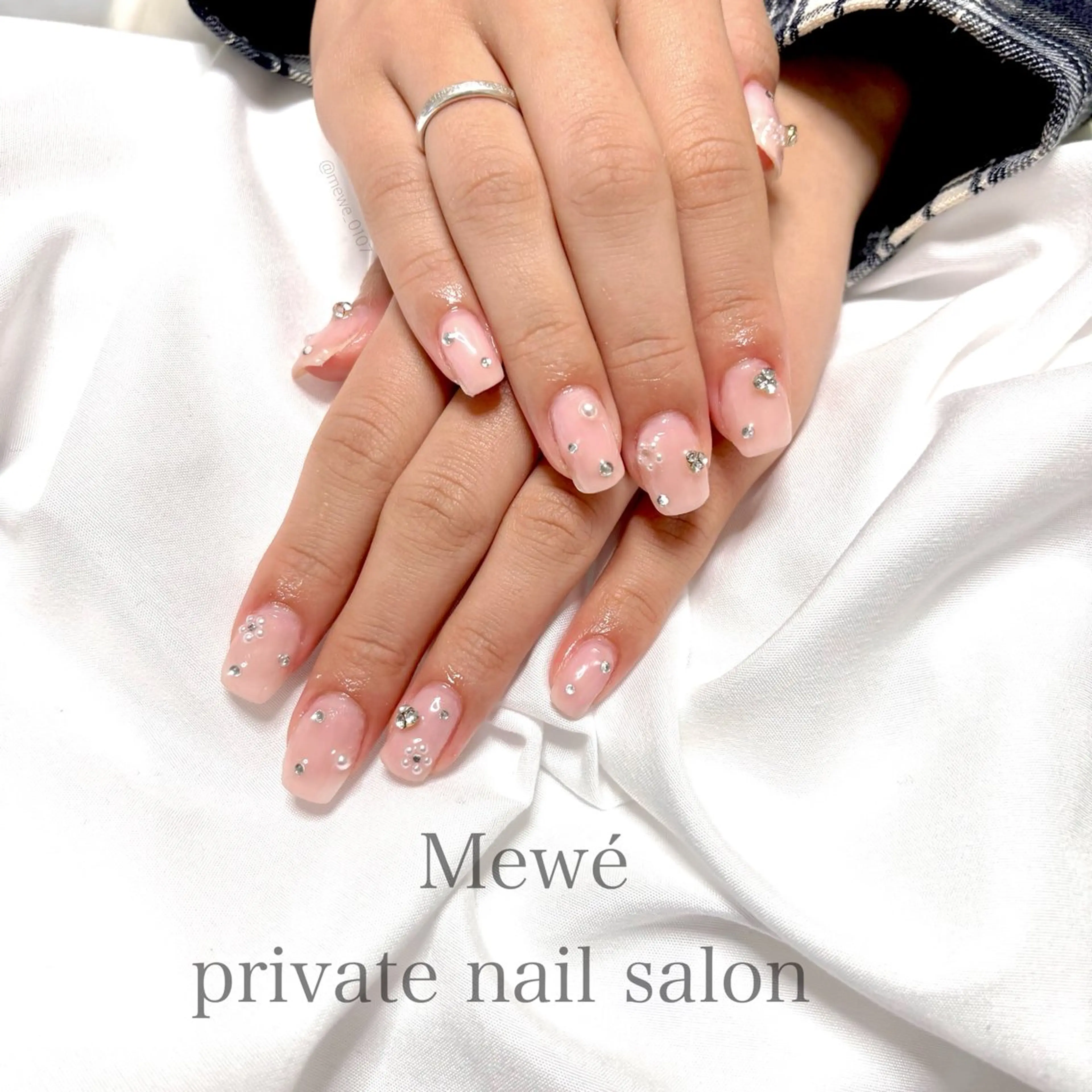 ネイル ハンドネイル Mewé ayakaのネイルデザイン