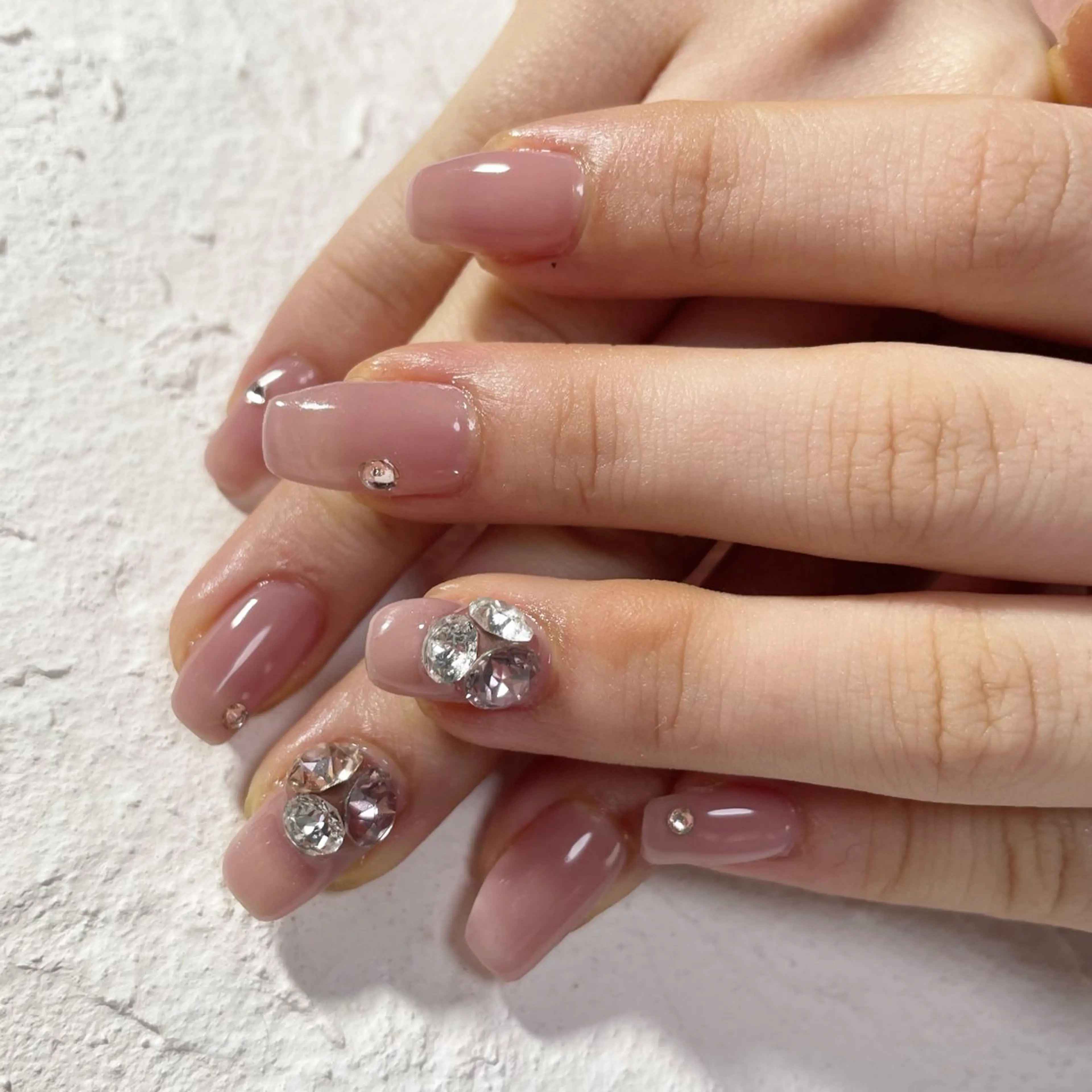 ネイル nail.gorin所属・吉村 優子のネイルデザイン