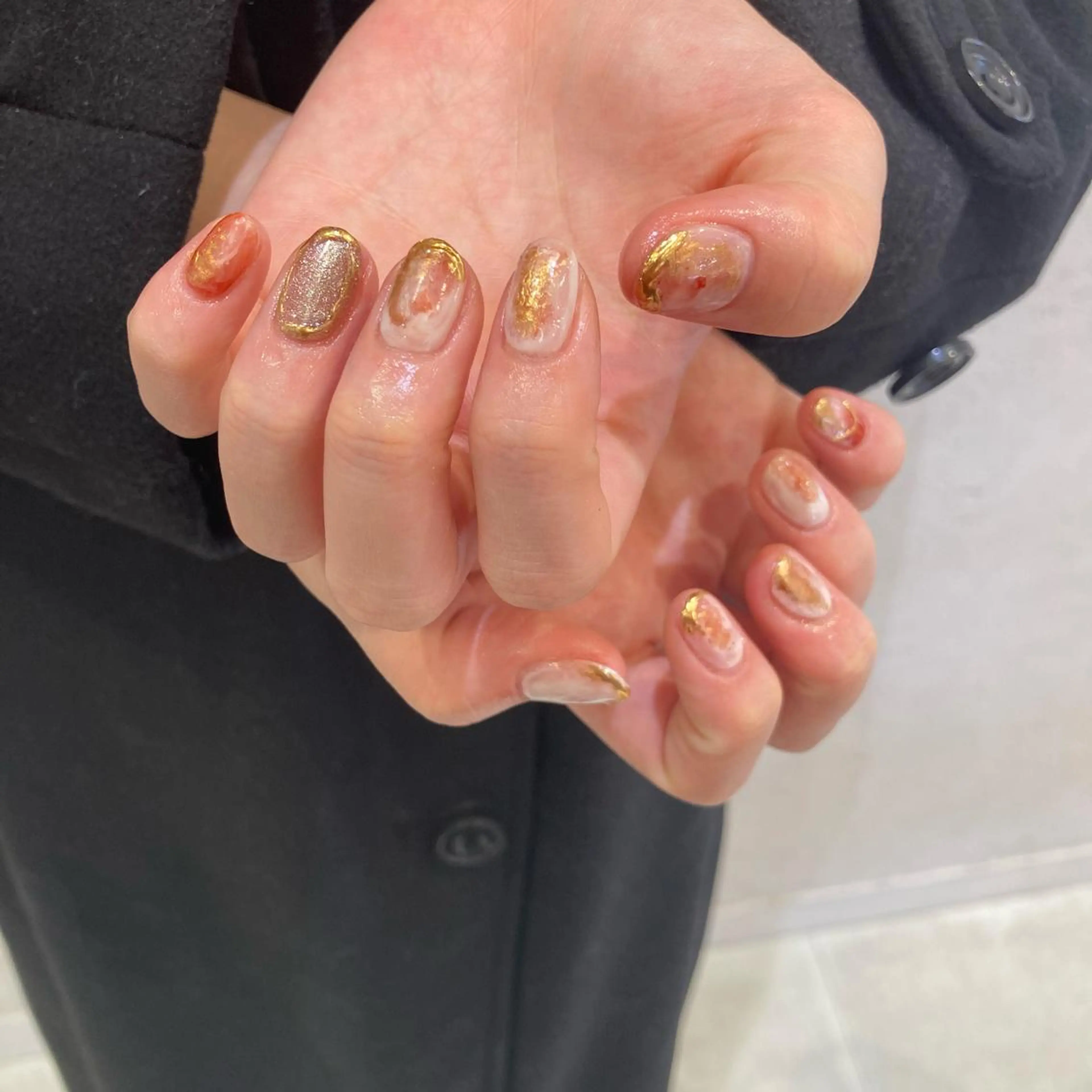 ネイル ニュアンスネイル mano+所属・砂田 はるかのネイルデザイン