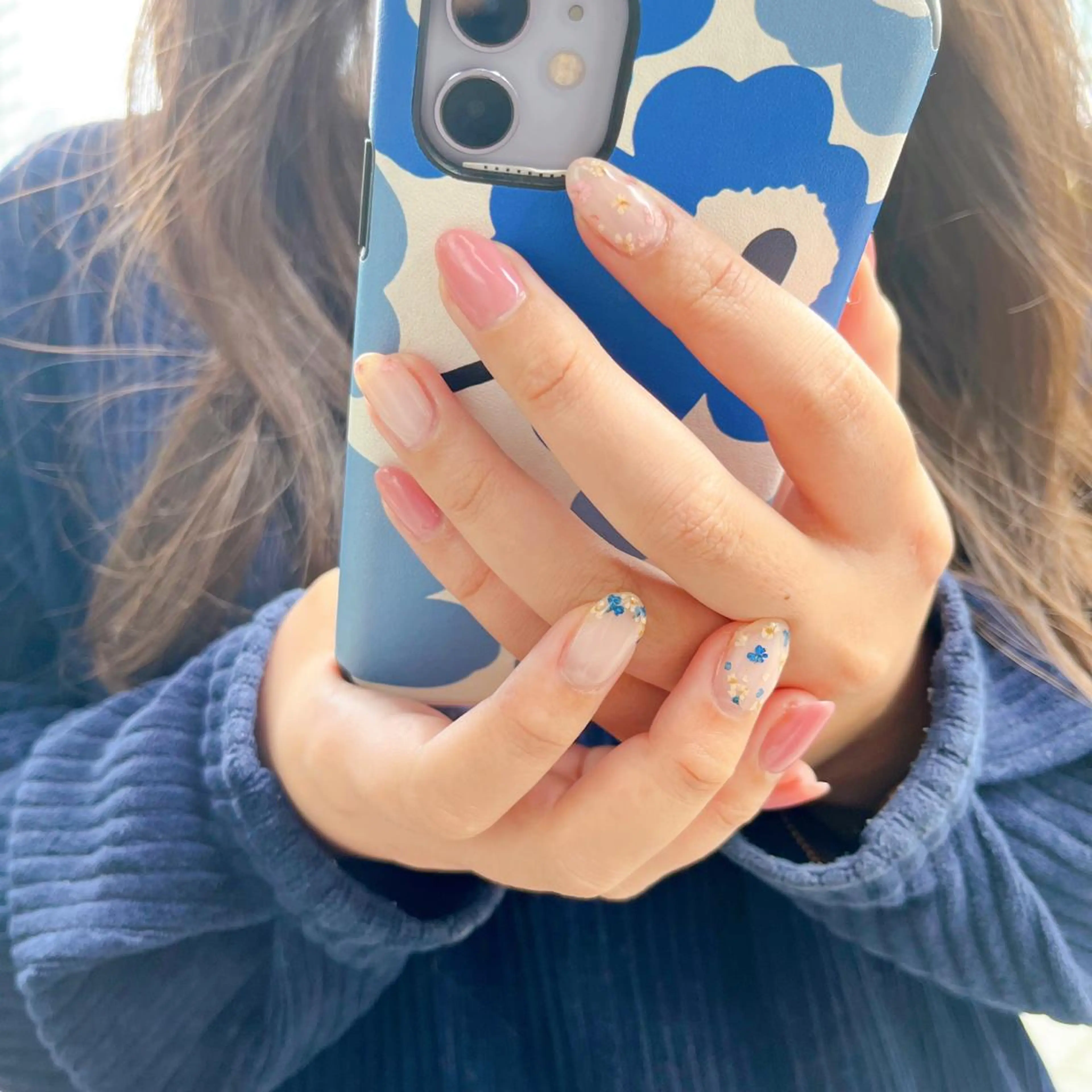 ネイル フラワーネイル 関谷 真登佳のネイルデザイン