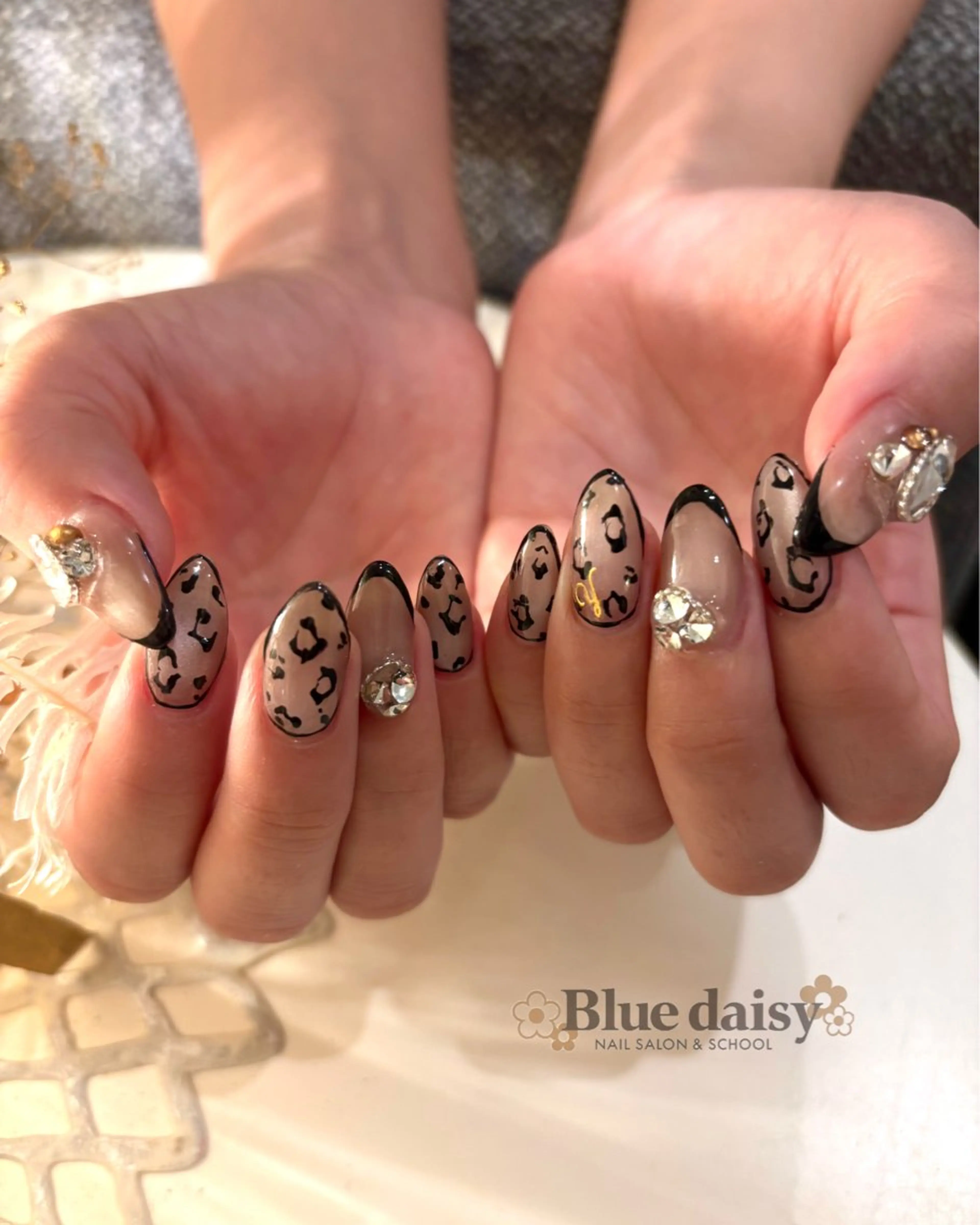 ネイル アニマル柄 ジェルネイル マグネットネイル 持ち込み パラジェル ハンドネイル Blue　daisy　栄本店 【ブルーデイジー】所属・Blue daisy 栄本店のネイルデザイン