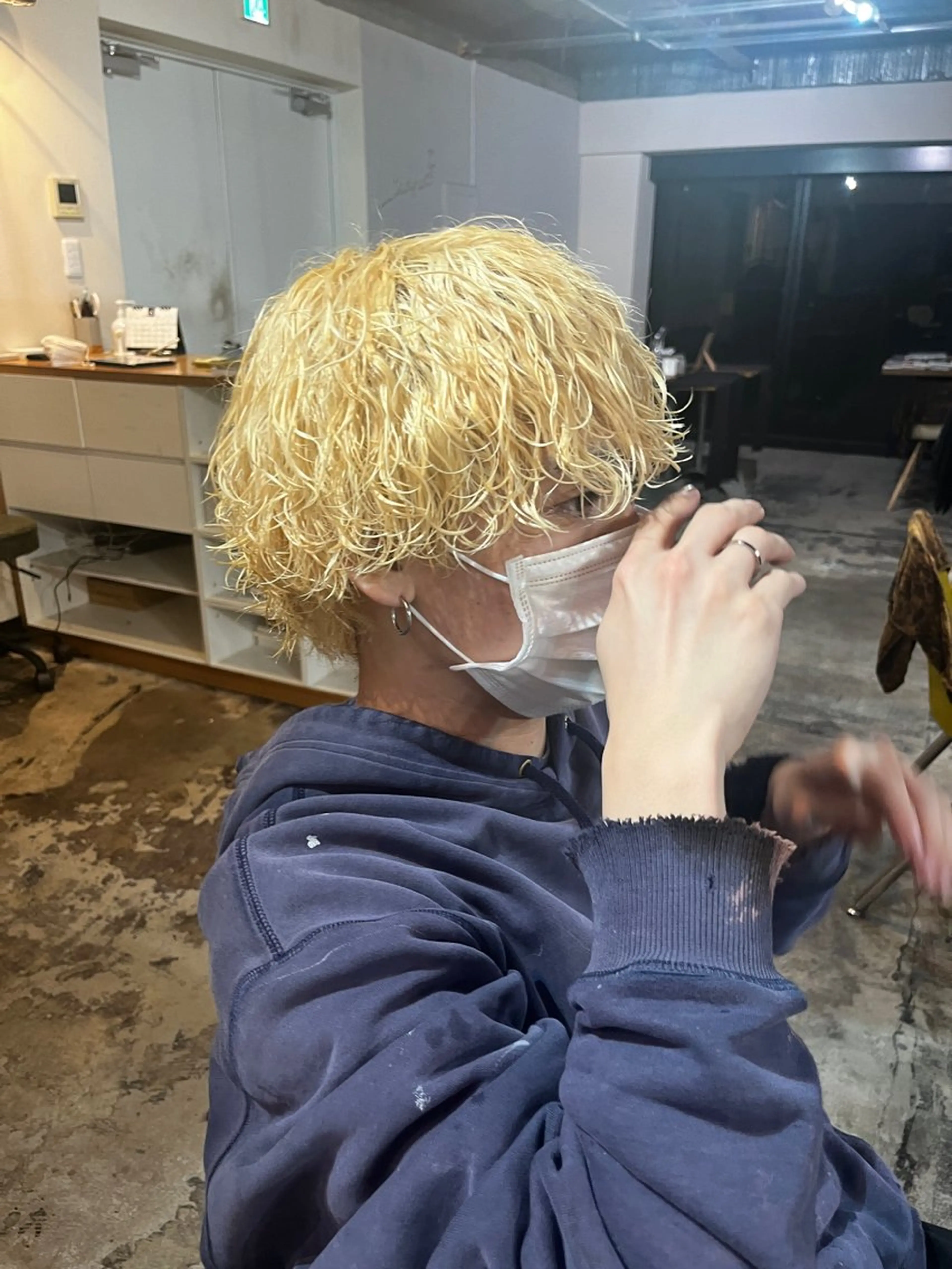 カラー パーマ メンズ La fith hair ray 札幌店所属・顔まわり/W カラー/リョウのヘアスタイル