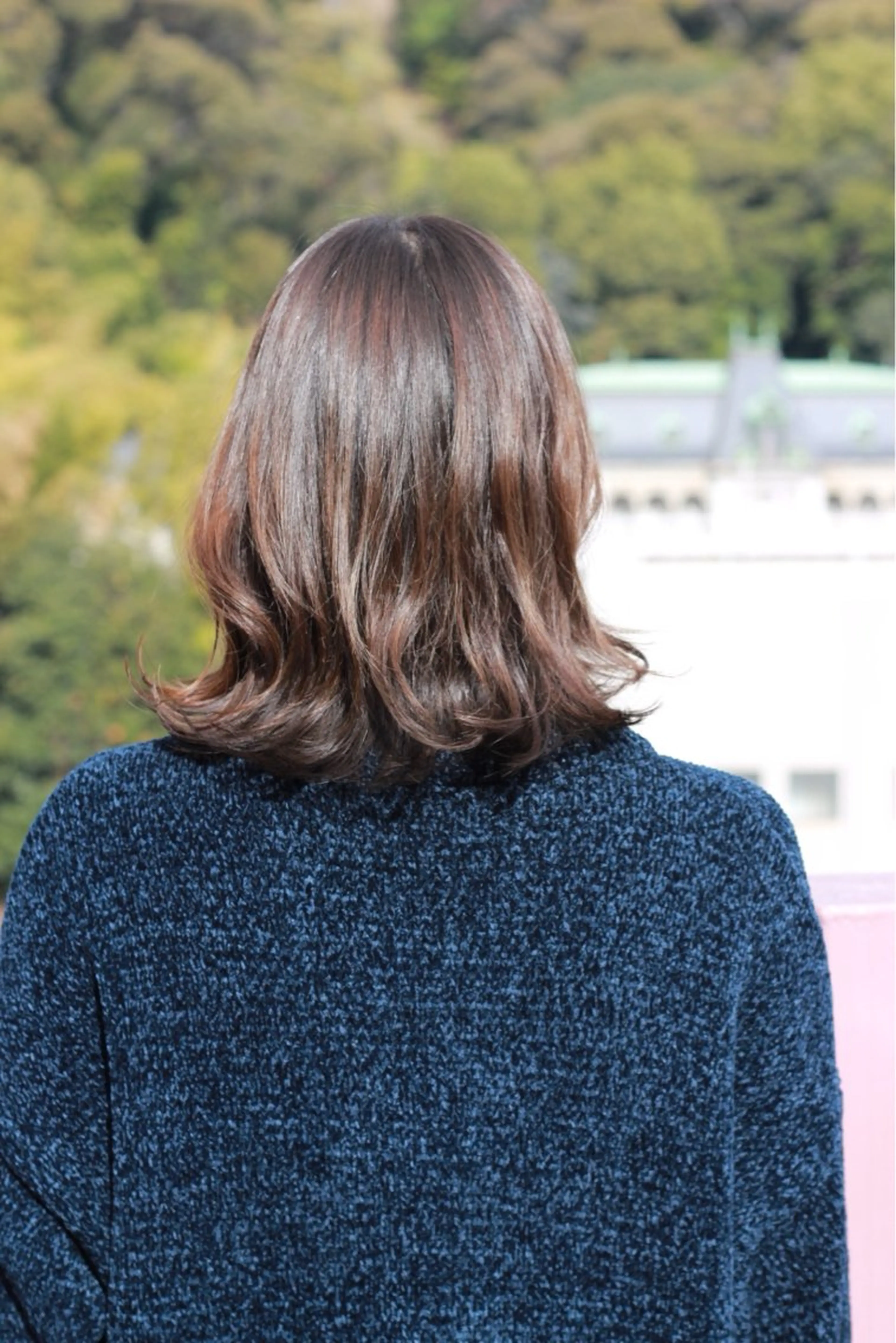 ミディアム カラー ベージュカラー オリーブベージュ カット ヘアカラー Viage （ビアージュ）のヘアスタイル