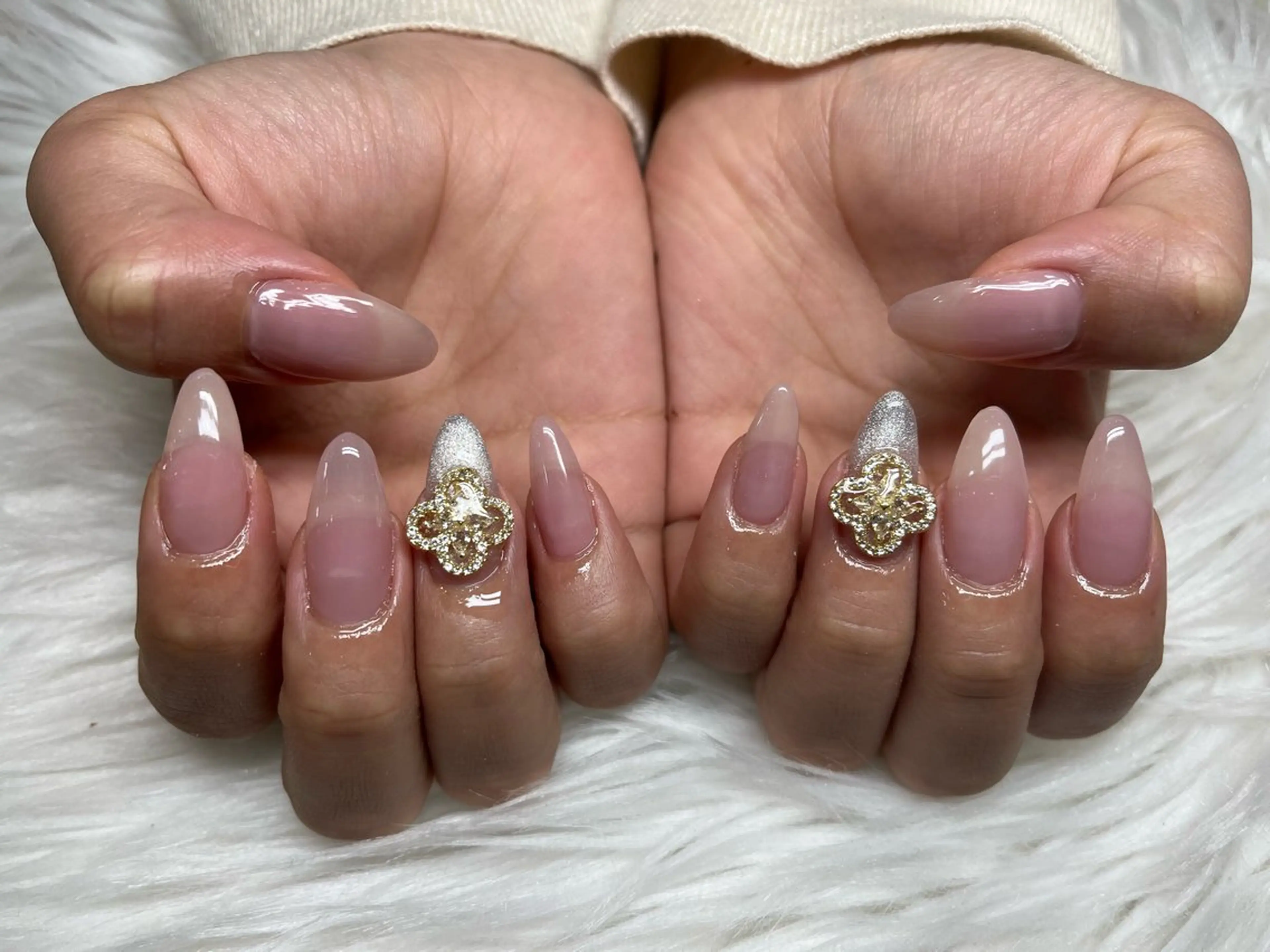 ネイル ワンカラーネイル ハンドネイル SOARE🤍 🤍のネイルデザイン