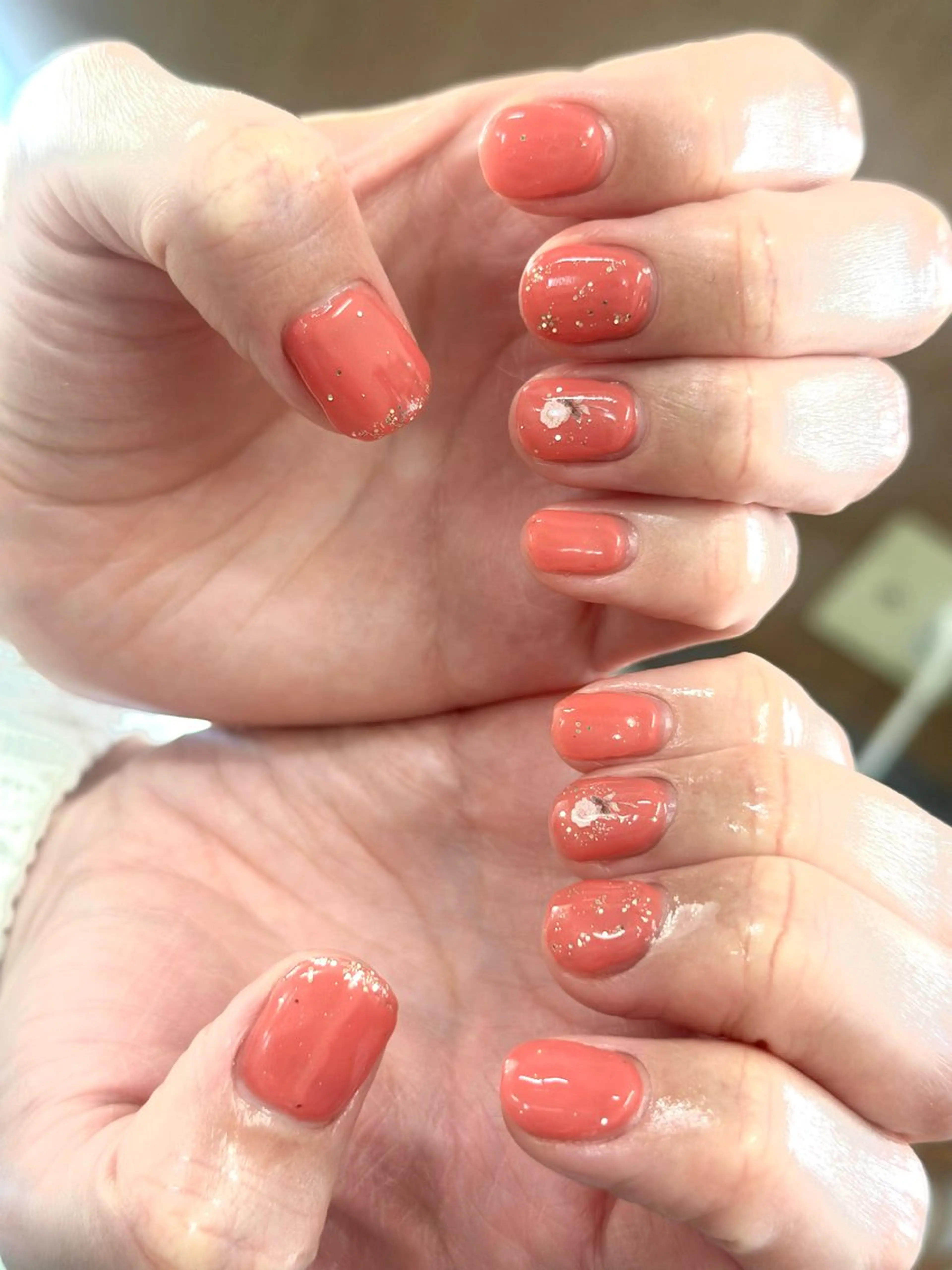 ネイル ハンドネイル 髪質改善のプロ✨りな さんのヘアスタイル