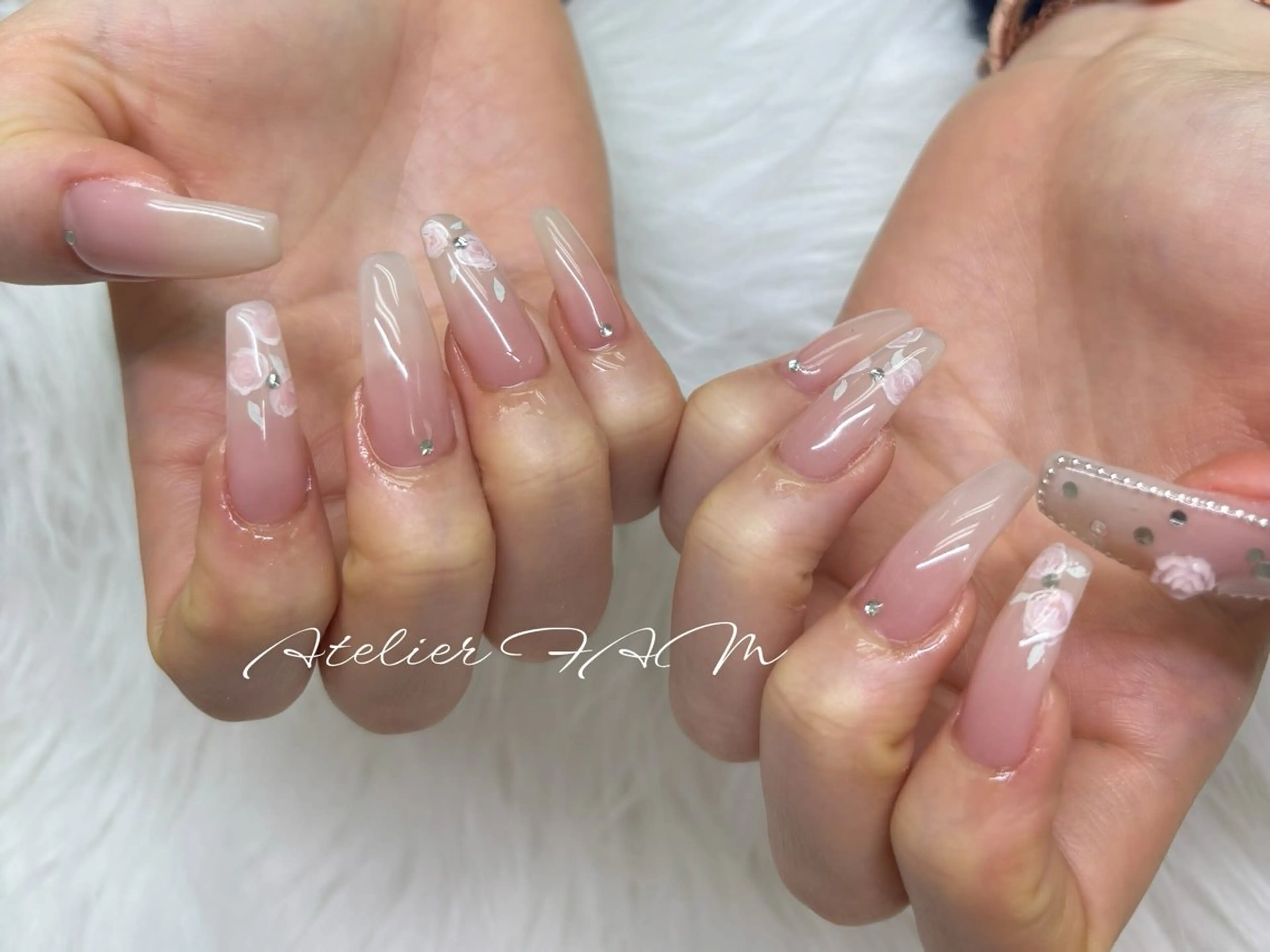 セミロング ハンドネイル nail&eyelashsalon atelier fam上本町店所属・アトリエ FAMのネイルデザイン
