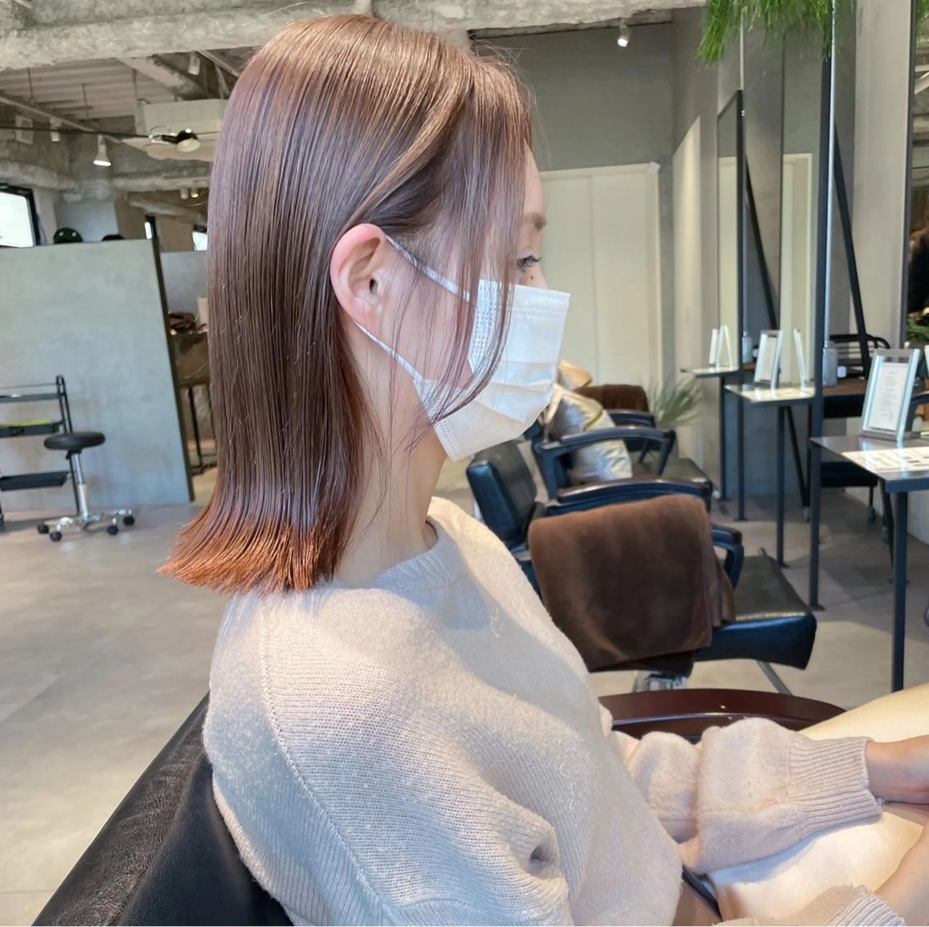 ミディアム トリートメント カット ヘアカラー トリートメント 美髪矯正/艶カラー ボブ/栄/鐘ヶ江純也のヘアスタイル