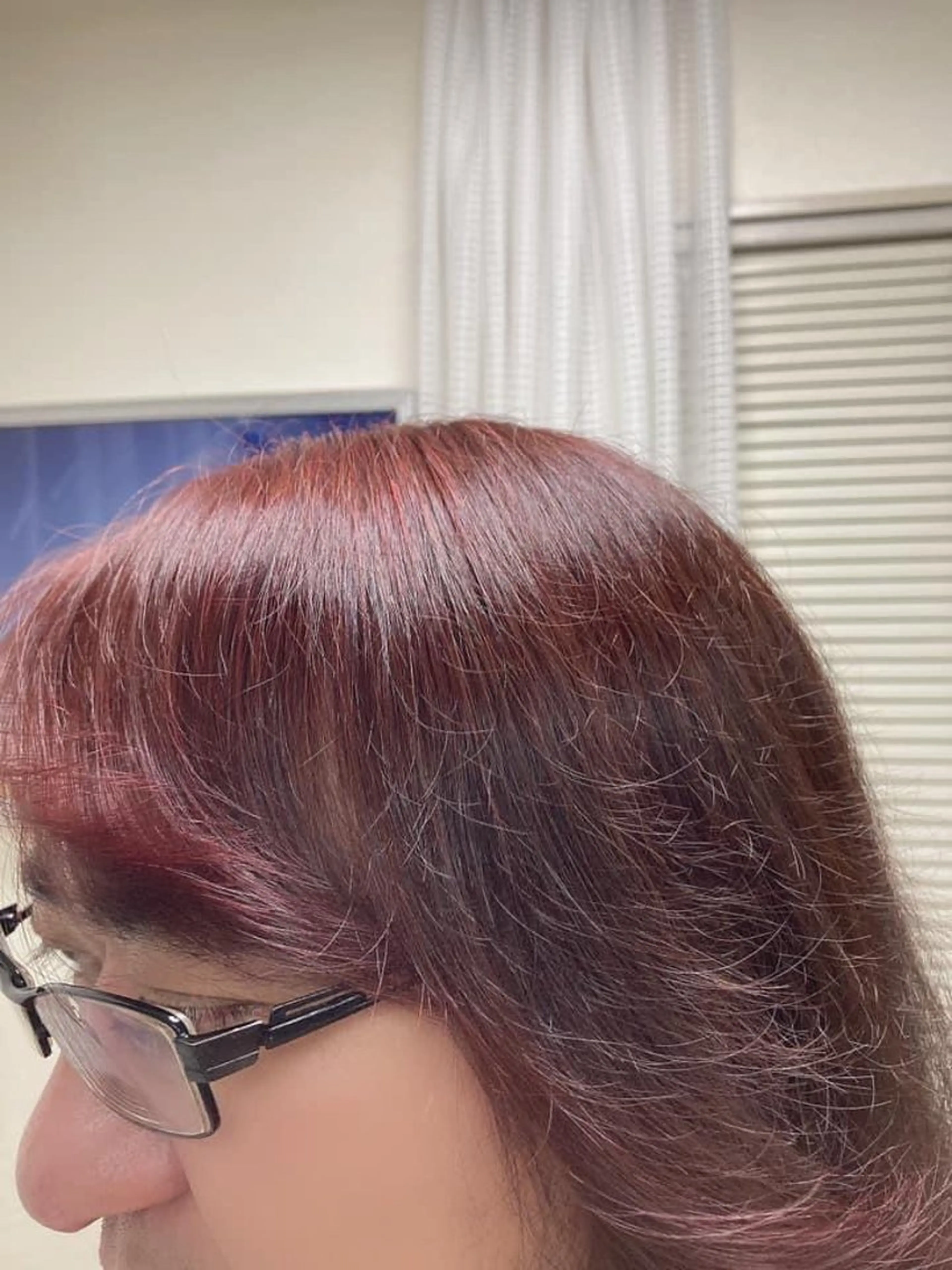 カラー 竹内 秀美のヘアスタイル