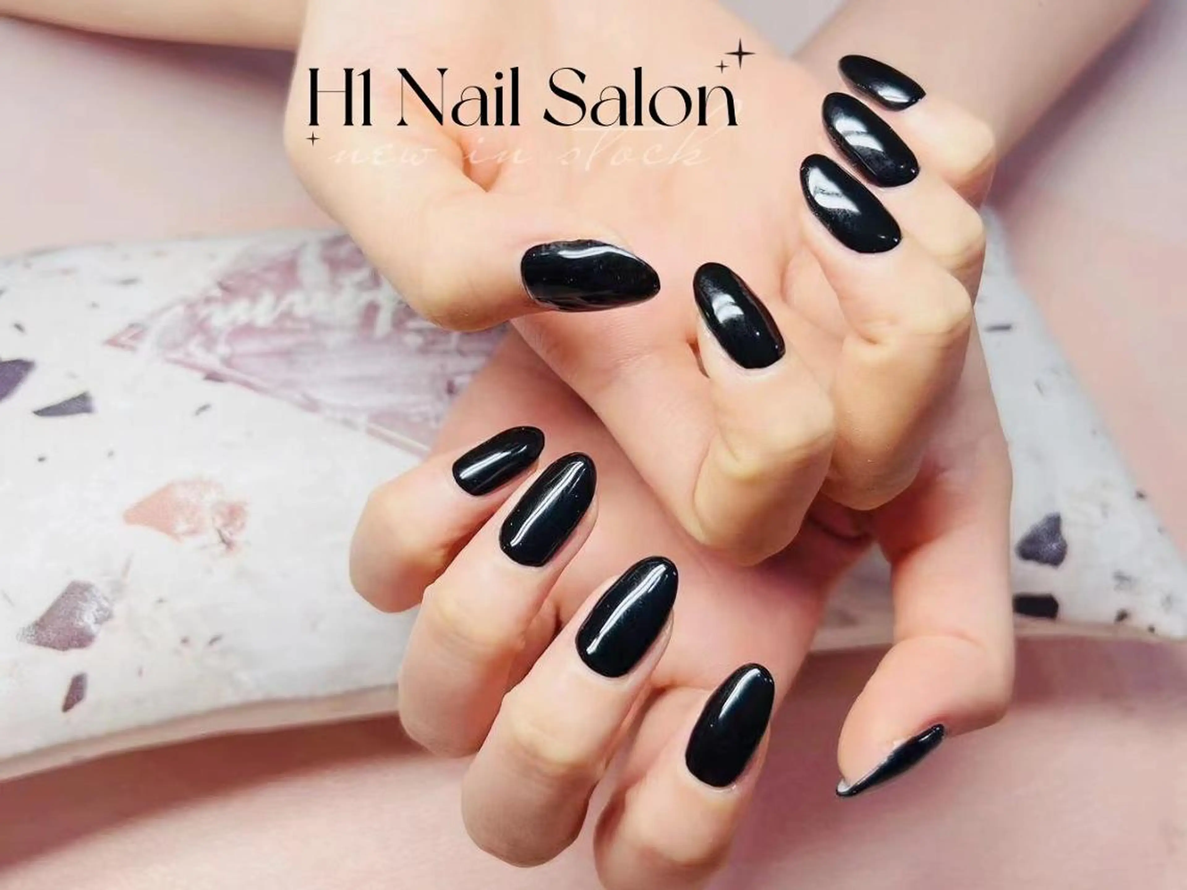 【初回ソフトジェルオフ無料】HANDワンカラーorラメグラ【2色まで🆗 】の写真