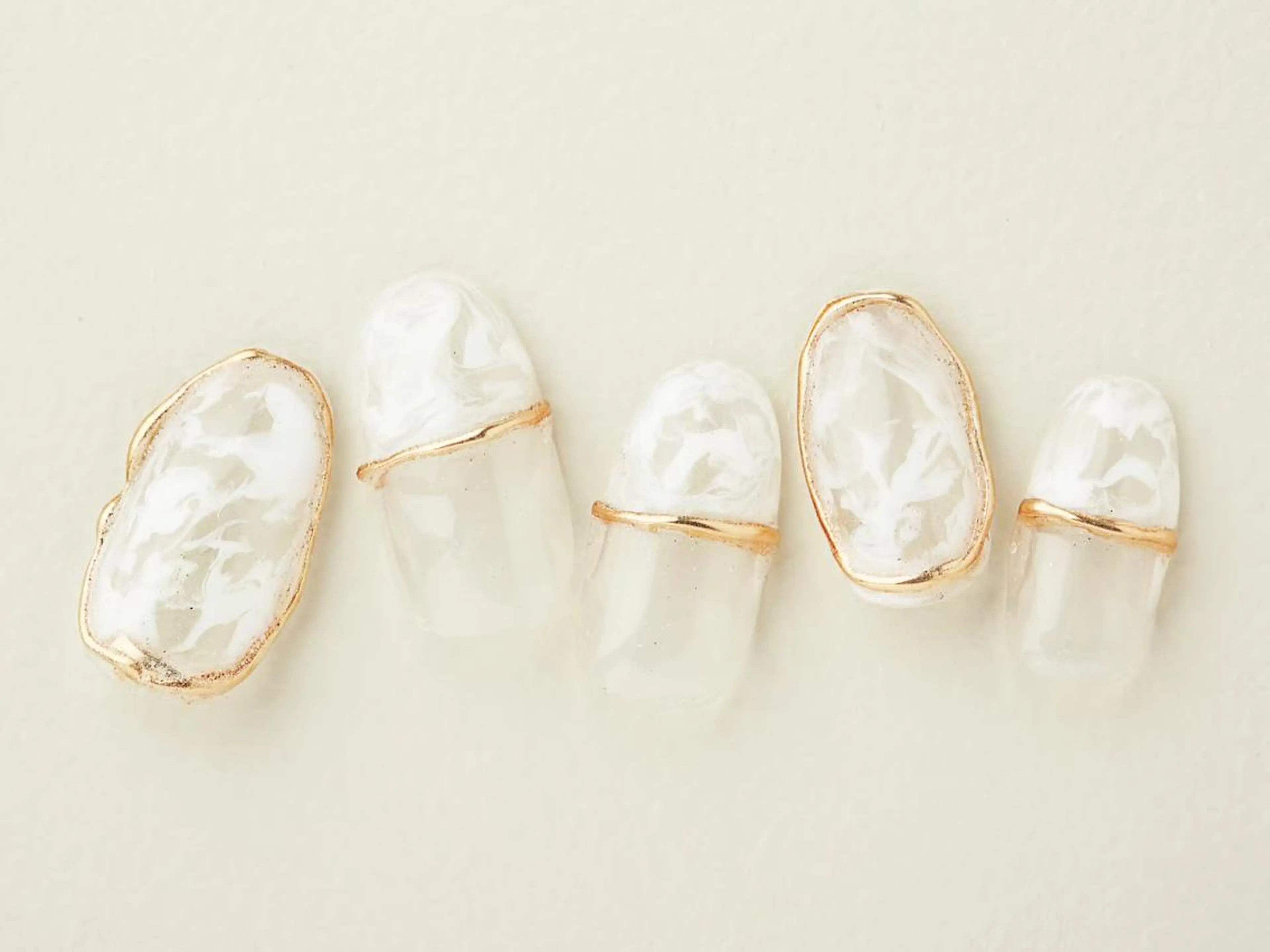 ネイル 桜ネイル 長さ出し フラッシュネイル フットネイル フレンチネイル ハンドネイル 💗🪽Tiary Nail🪽💗のネイルデザイン