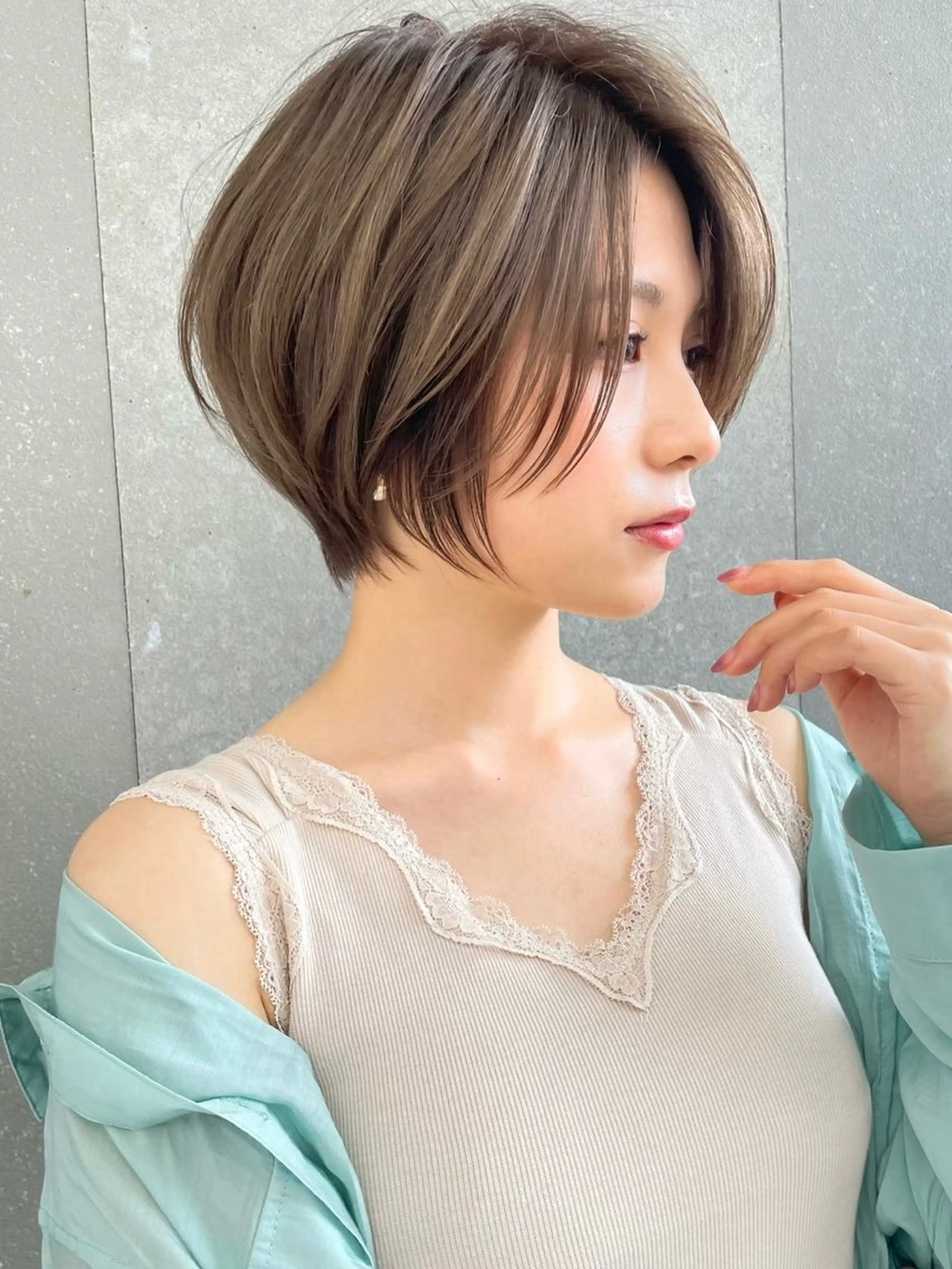 ショート カラー COALL nex the salon所属・Riria✨ 透明感カラーのヘアスタイル