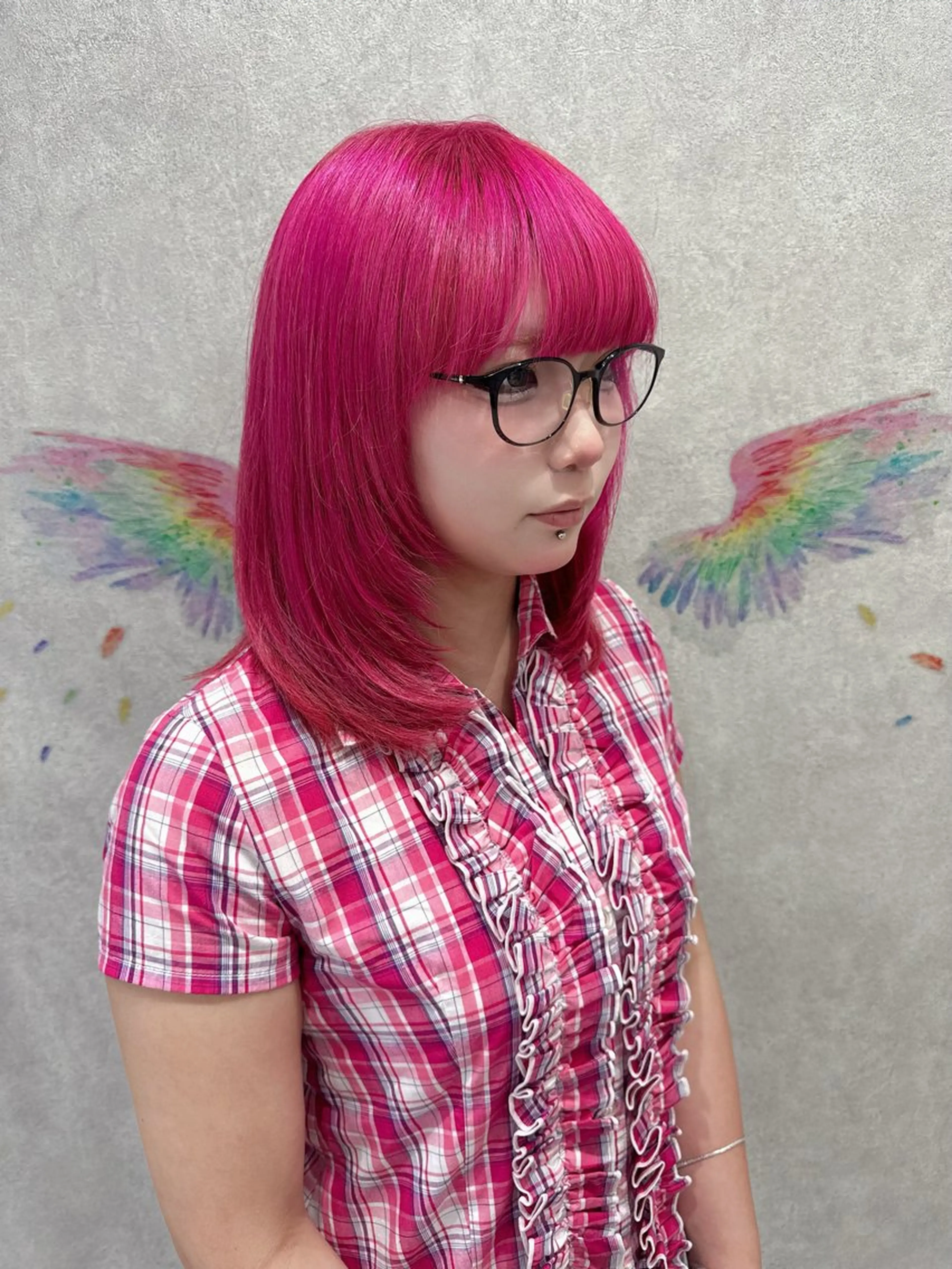 ミディアム カラー ブリーチ ピンクカラー 顔周りカット レイヤーカット カット ヘアカラー トリートメント 韓国ヘアー🦄ྀི オタク美容師🌈山本のヘアスタイル