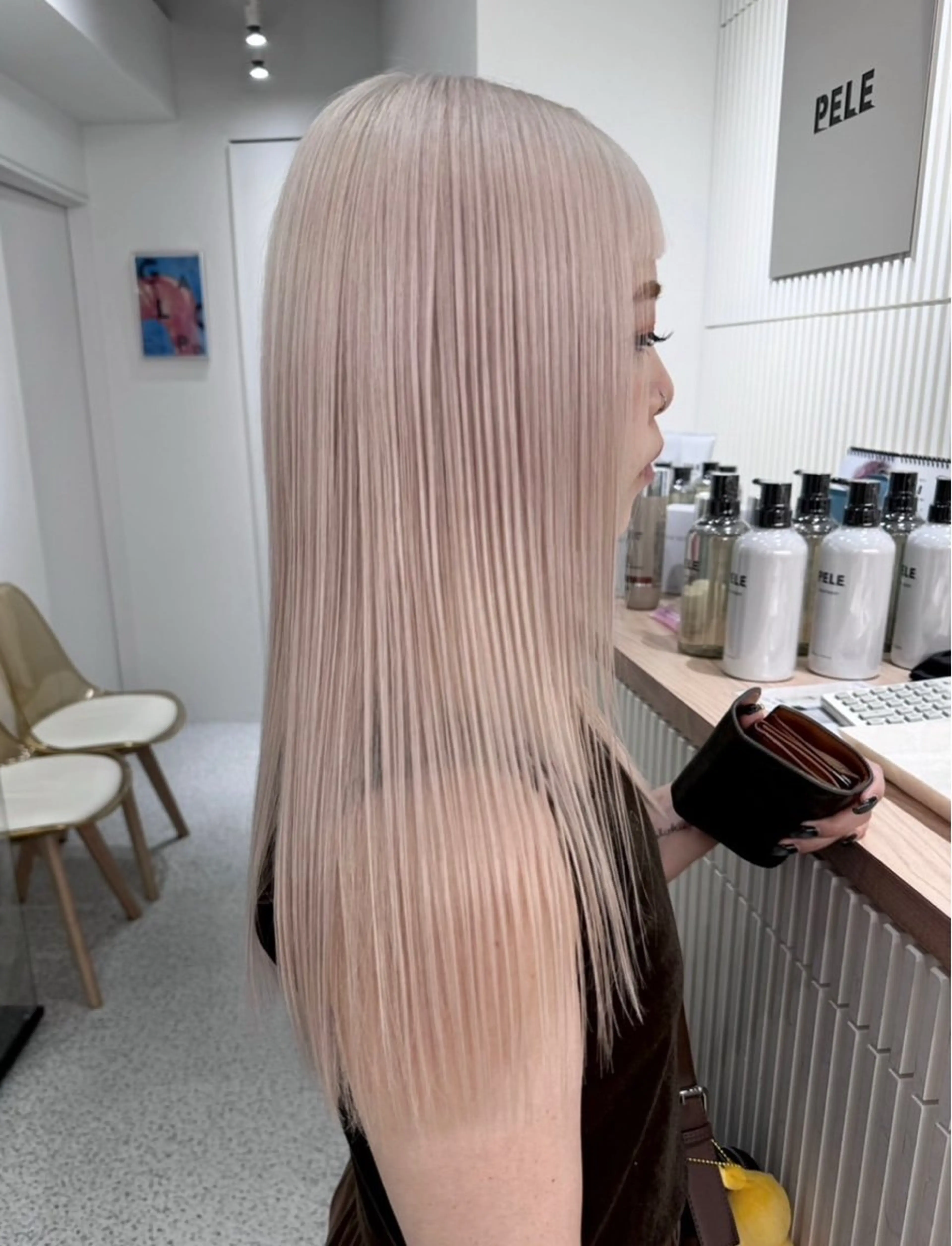 ロング カラー ヘアカラー トリートメント PELE ハイトーン 児玉 大翔のヘアスタイル