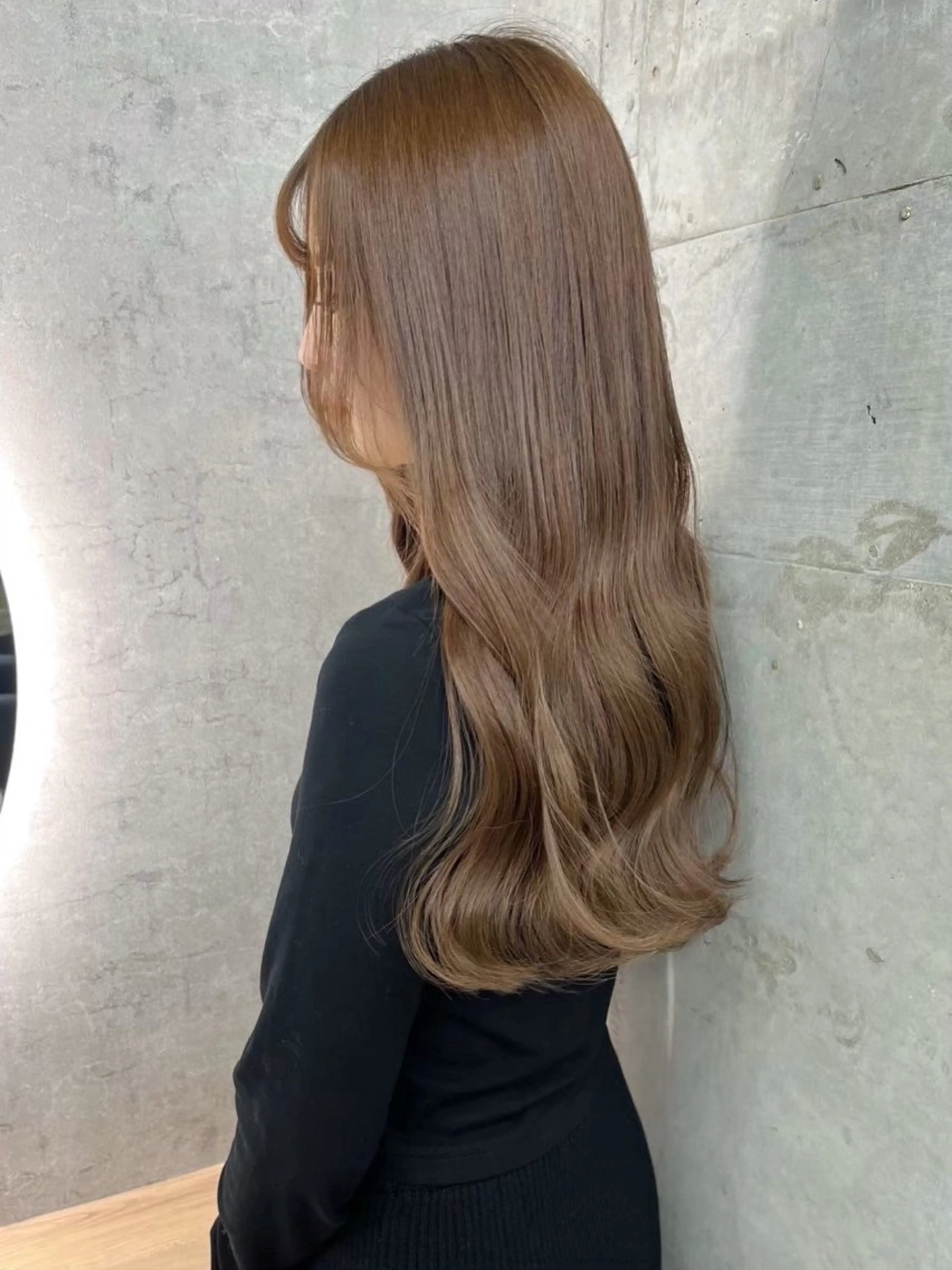 カラー ベージュカラー ミルクティーベージュ 韓国🇰🇷レイヤー 似合わせ顔まわりのヘアスタイル