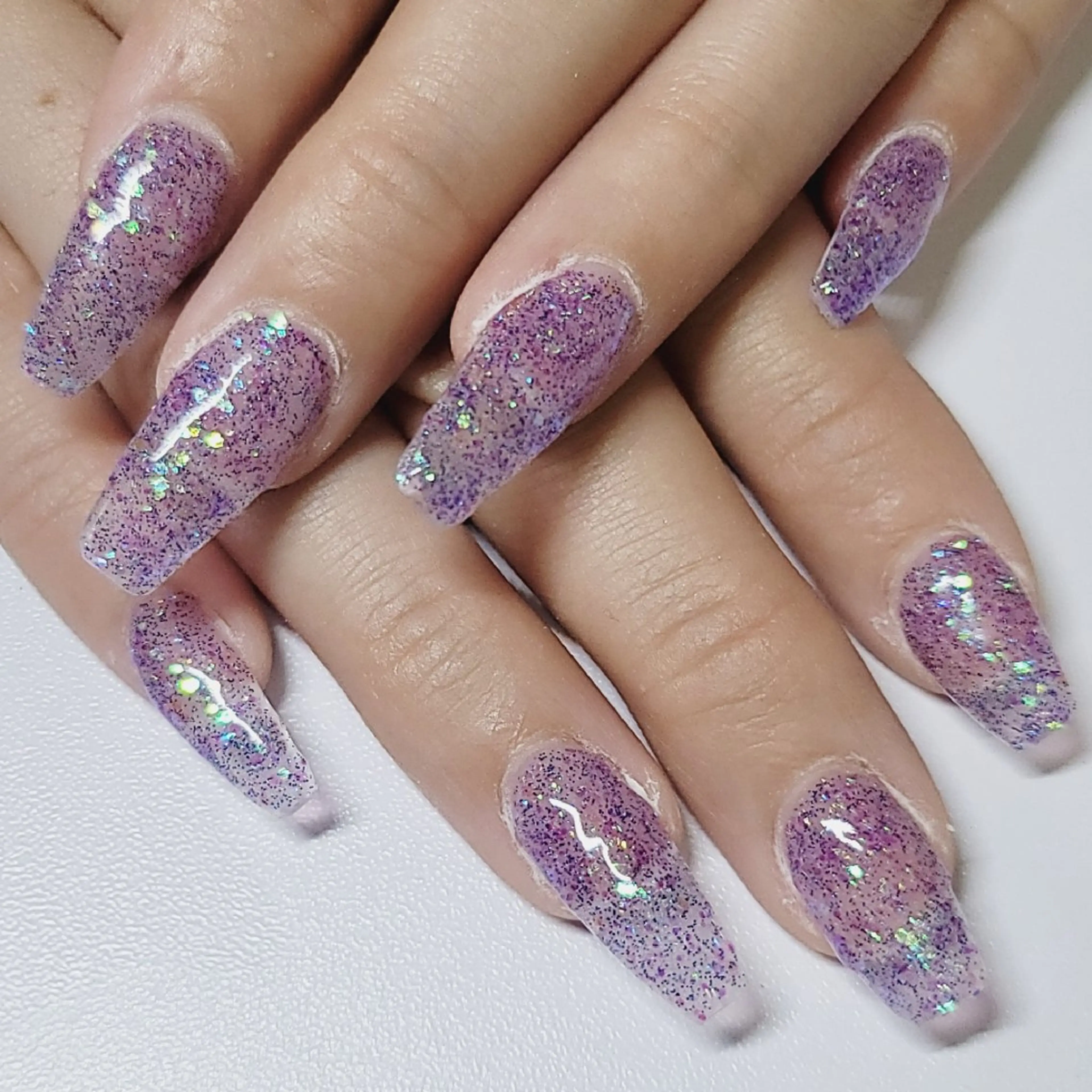 ネイル ホログラムネイル ラメ(グリッター) ワンカラーネイル パープル ハンドネイル よしだ ひろきのネイルデザイン