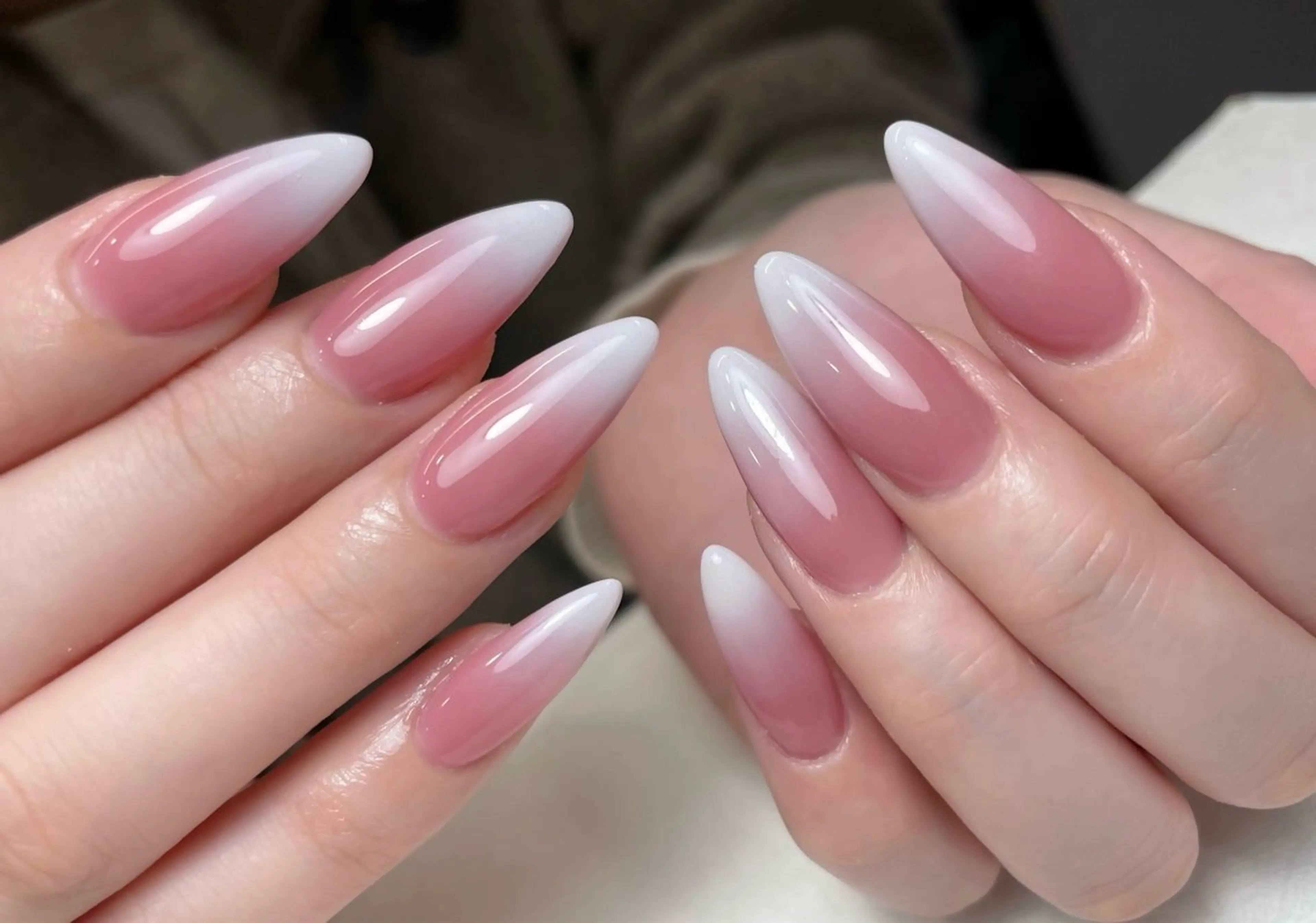 ネイル チークネイル 長さ出し フレンチネイル グラデーション キラキラネイル ハンドネイル 中野駅から2分 MEO NAILのネイルデザイン