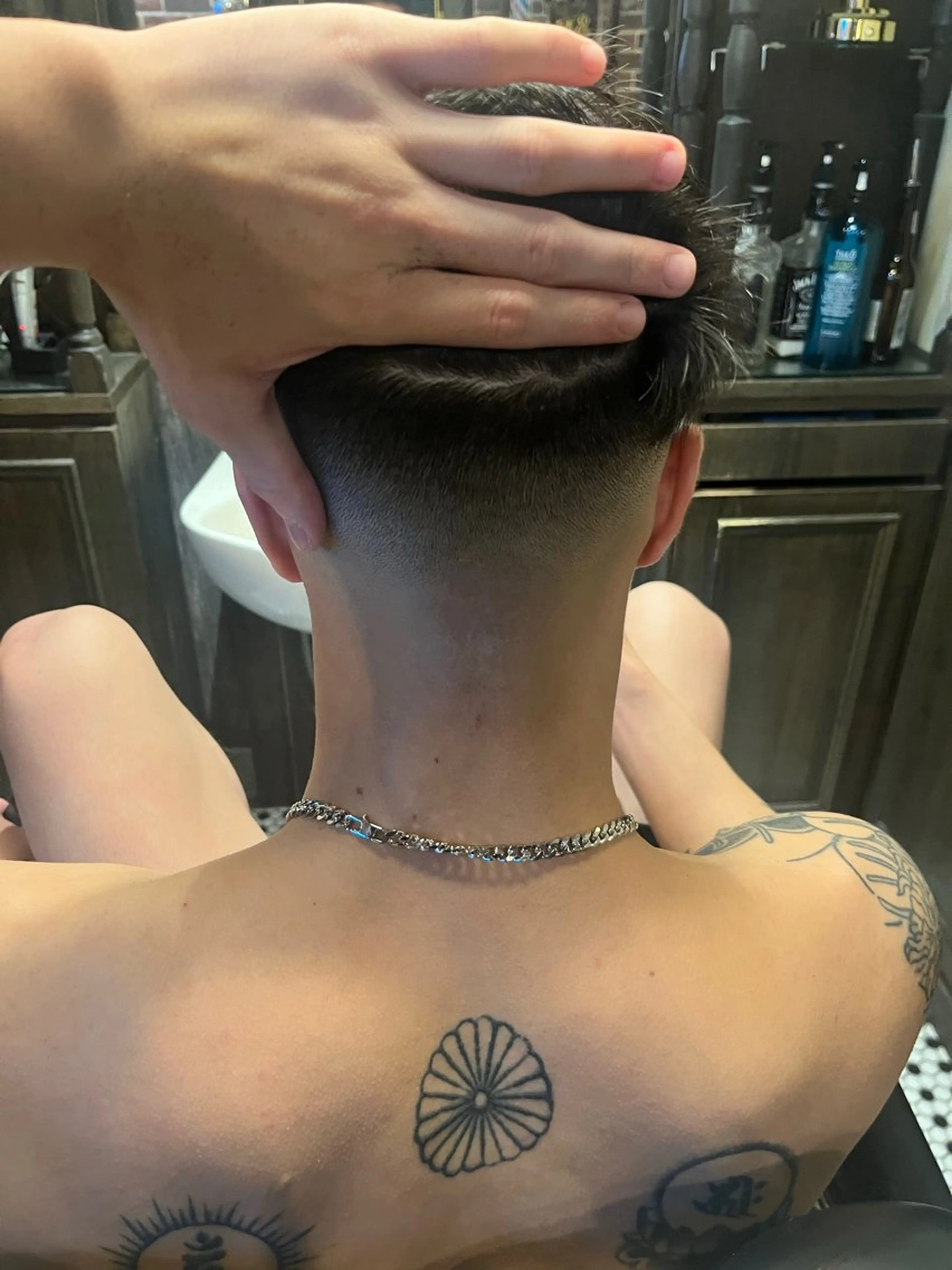 ショート メンズ フェードカット 佐藤 稜大のヘアスタイル