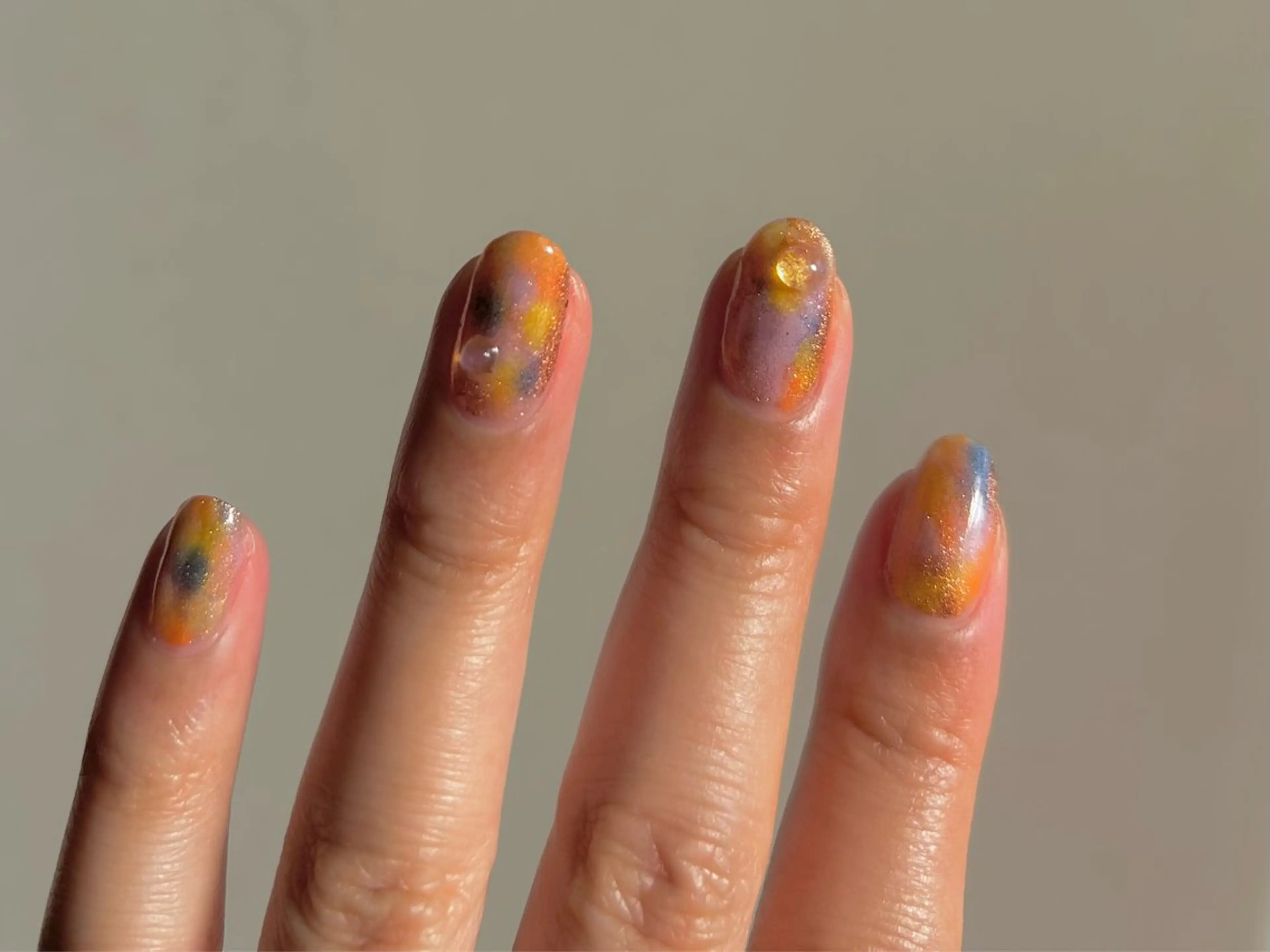 ネイル ハンドネイル フットネイル mermaid nail所属・mermaid nailのネイルデザイン