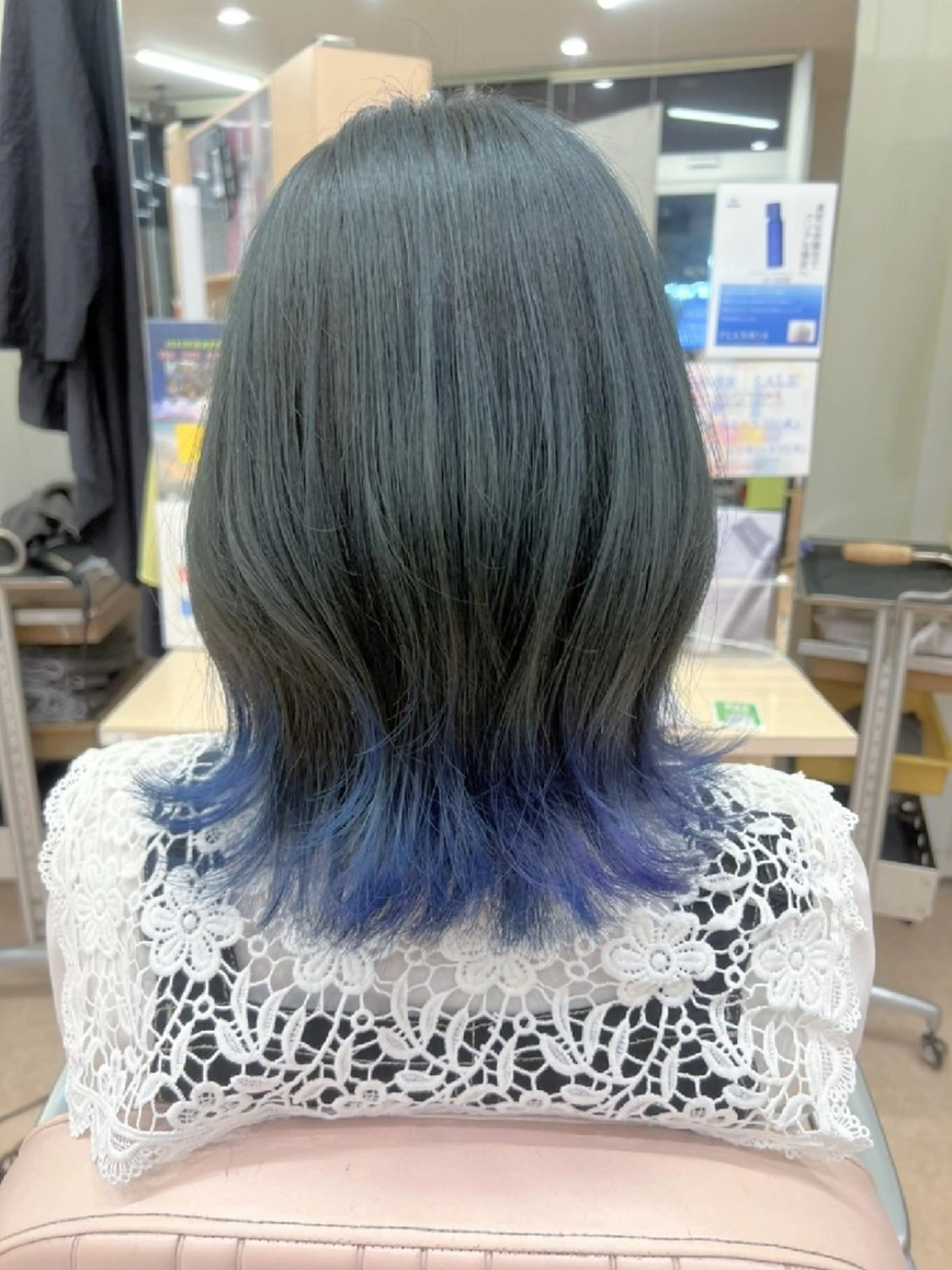 ミディアム カラー 鈴木 優里花のヘアスタイル