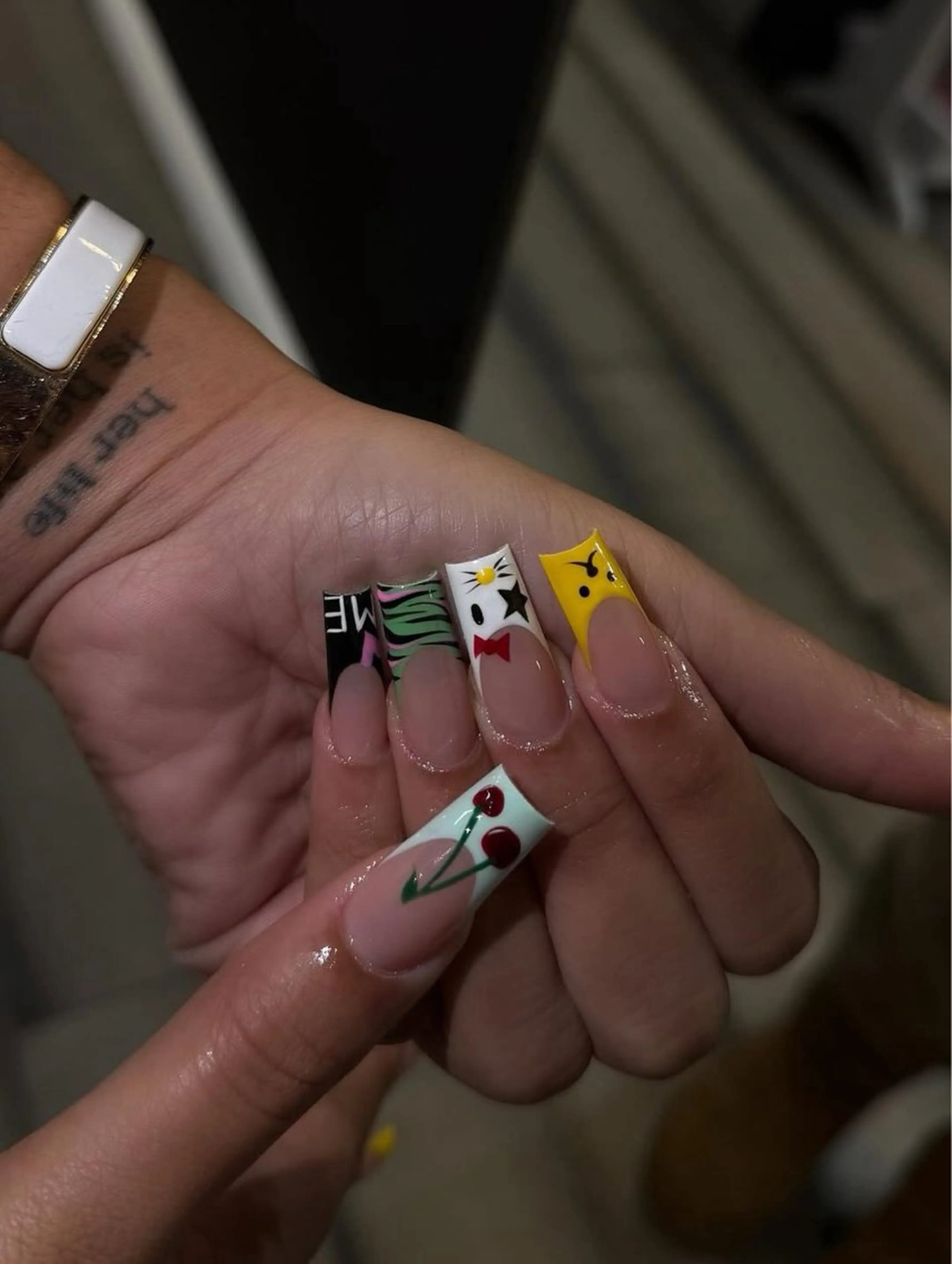 ネイル ハンドネイル ハンドケア Panda chan Novaのネイルデザイン
