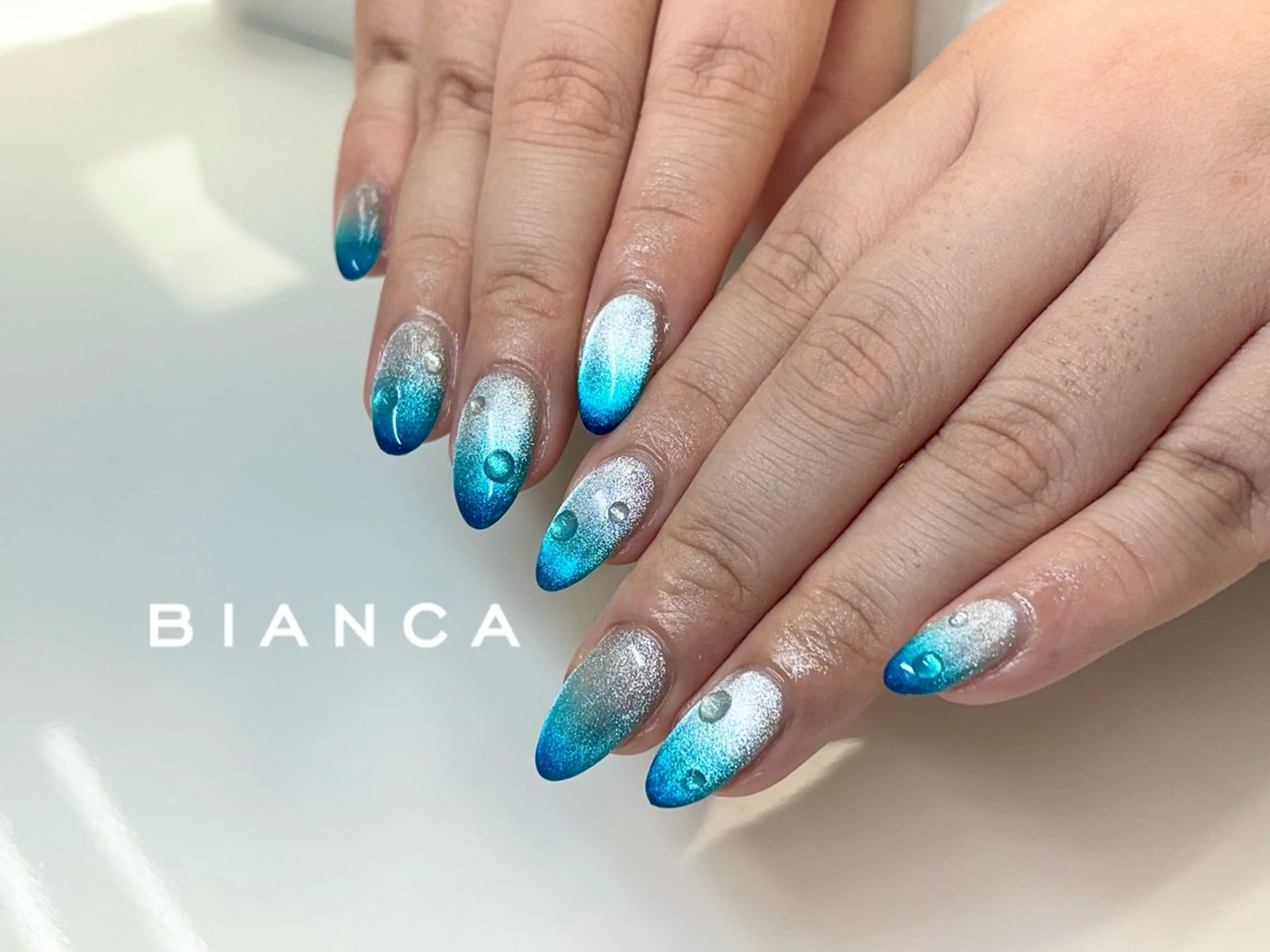 ネイル ハンドネイル ビアンカ大宮ネイル 店長 モリサワのネイルデザイン