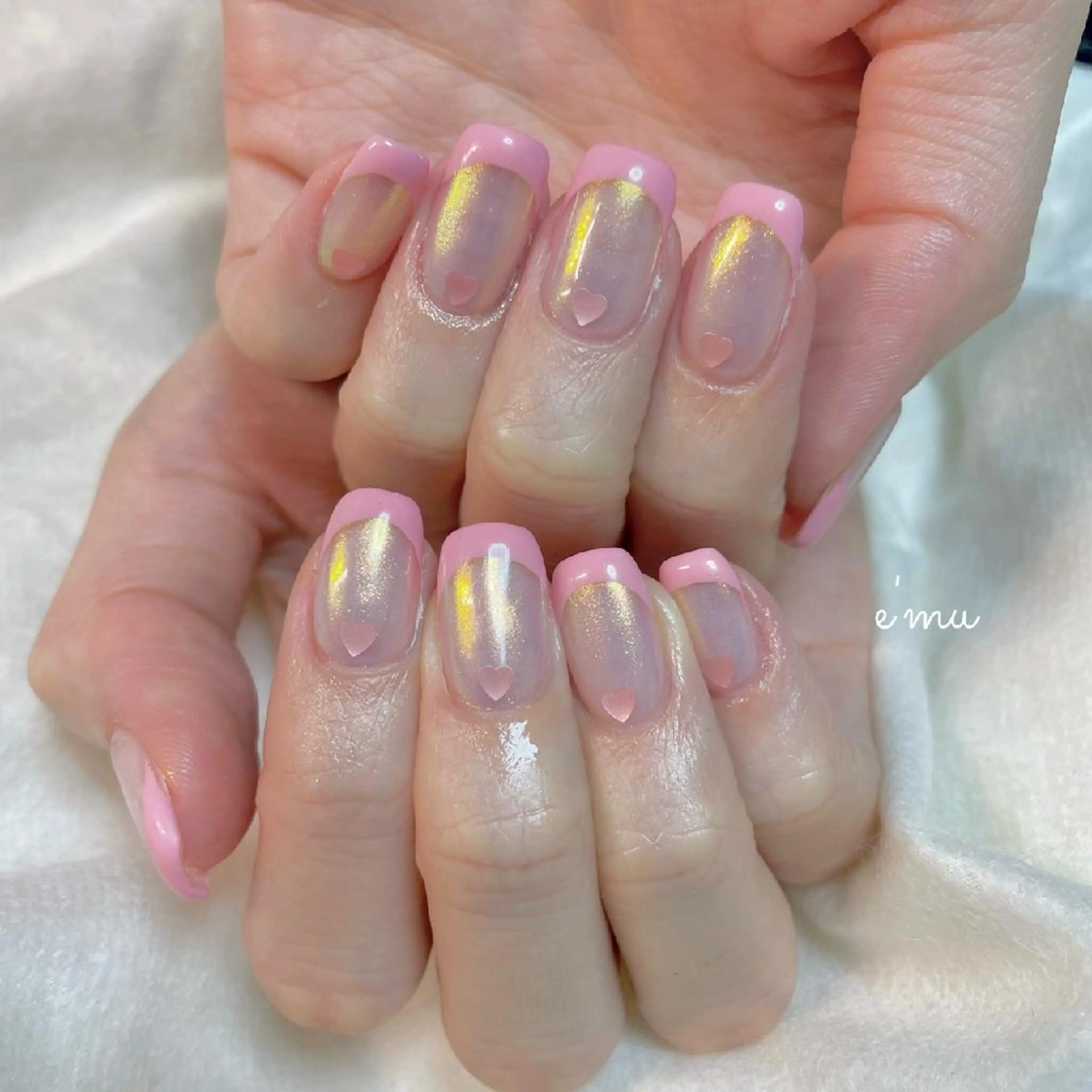 ネイル オーロラネイル フレンチネイル ハート ピンク nail salon e'mu💐のネイルデザイン