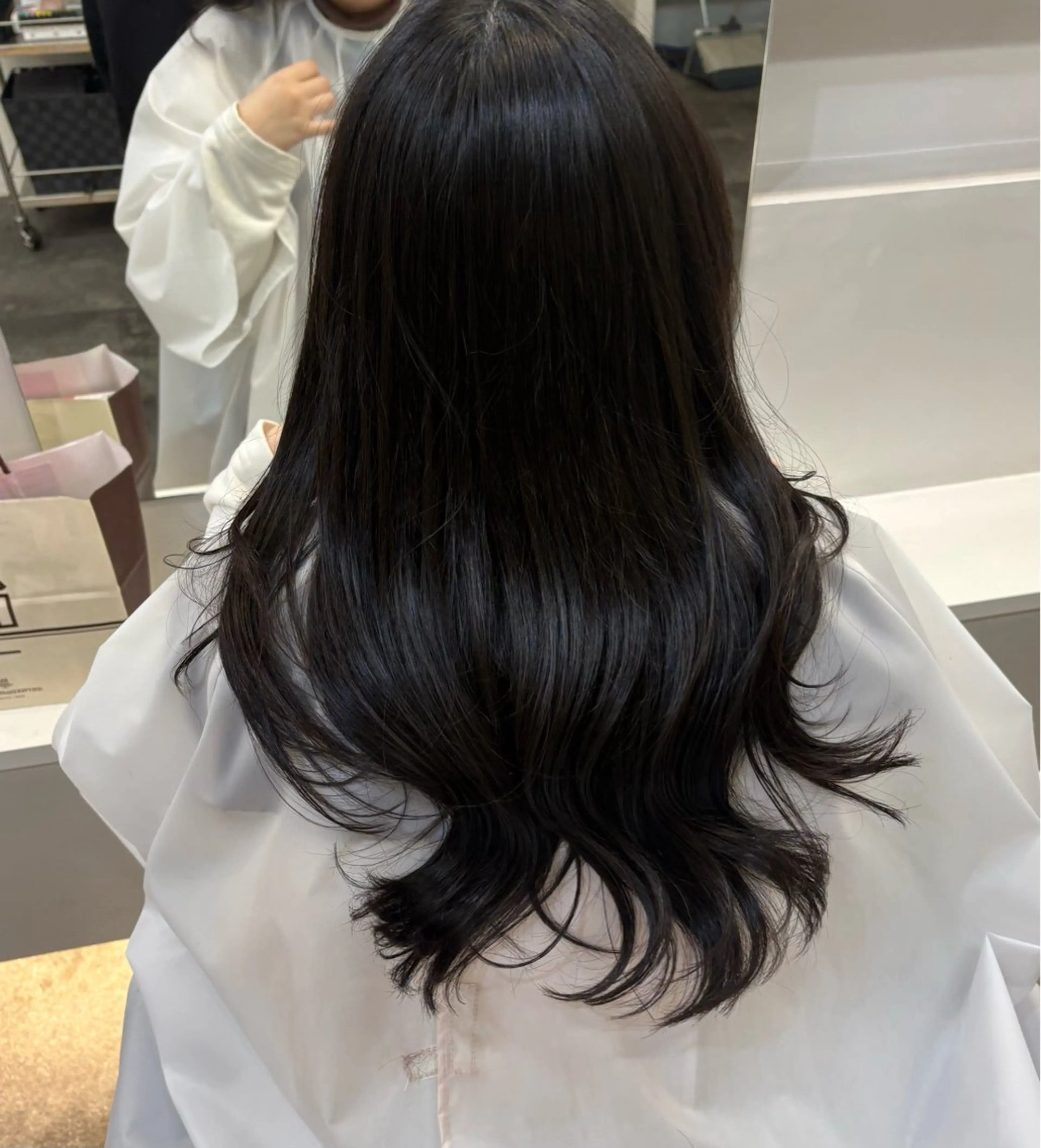 ロング ナナ/ SYS by fitのヘアスタイル