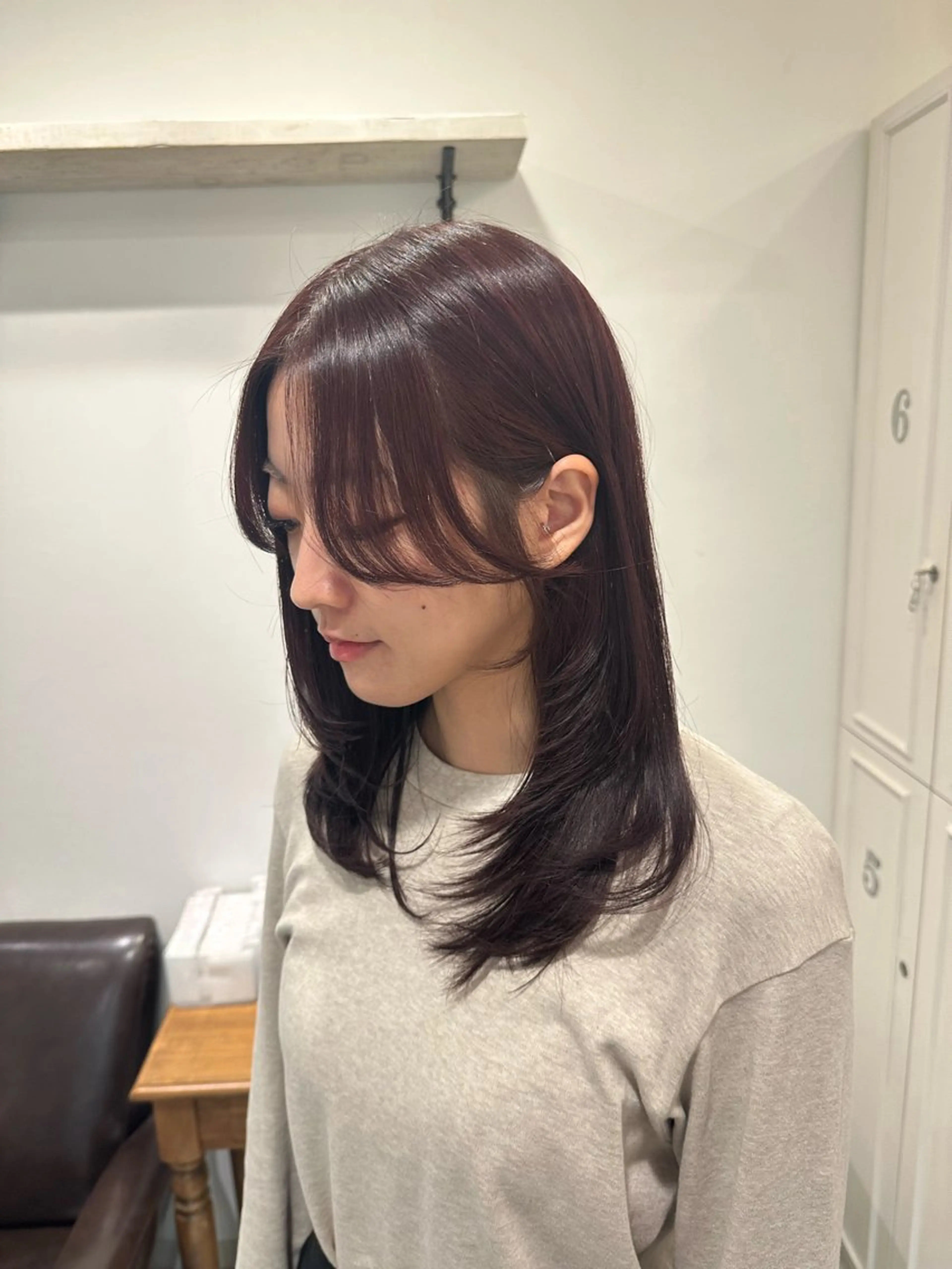 セミロング 韓国風ヘア レイヤーカット カット ヘアカラー tiravento 南船場店所属・nana 韓国スタイル🇰🇷のヘアスタイル