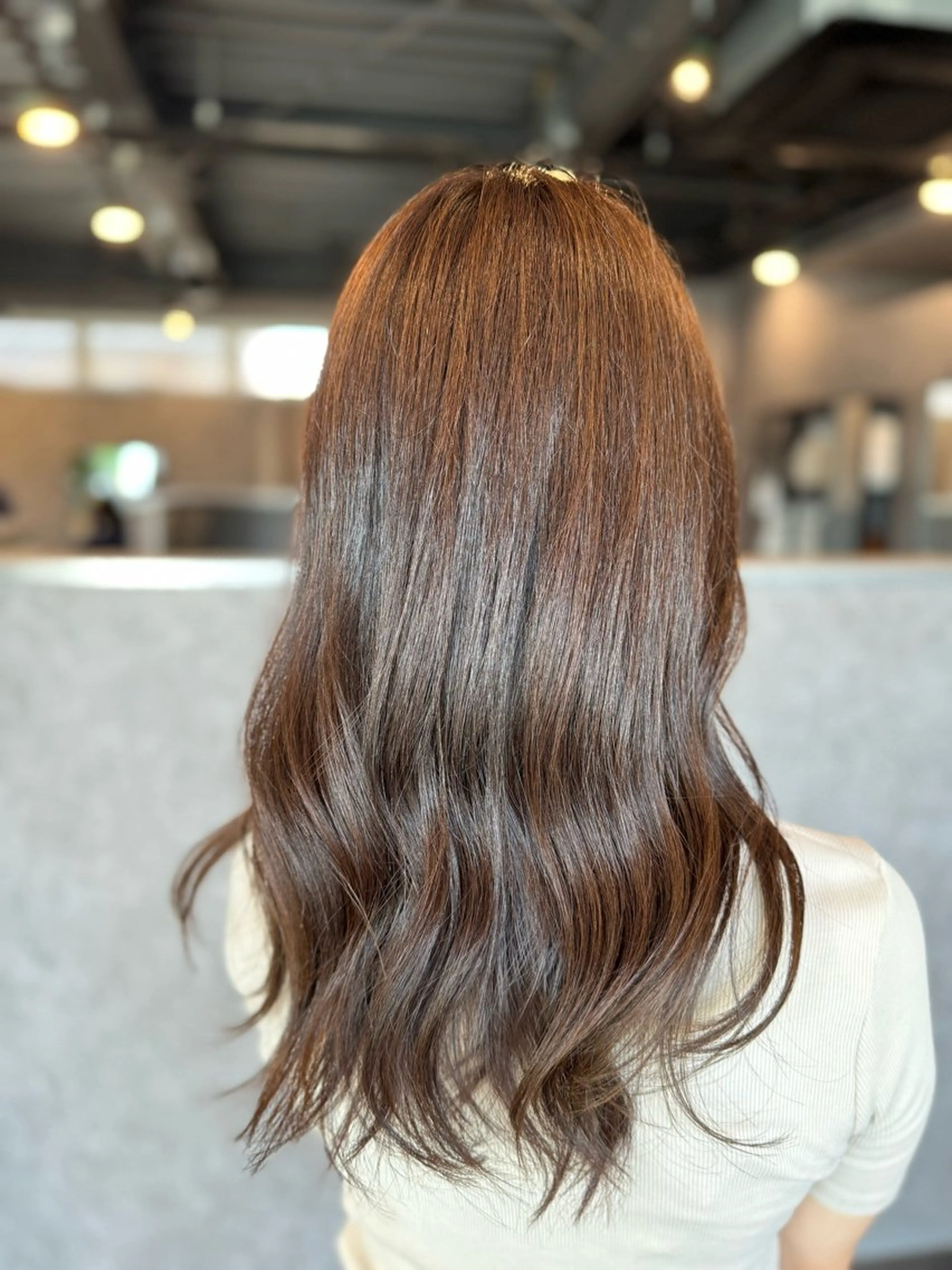 セミロング カラー ink Runaのヘアスタイル