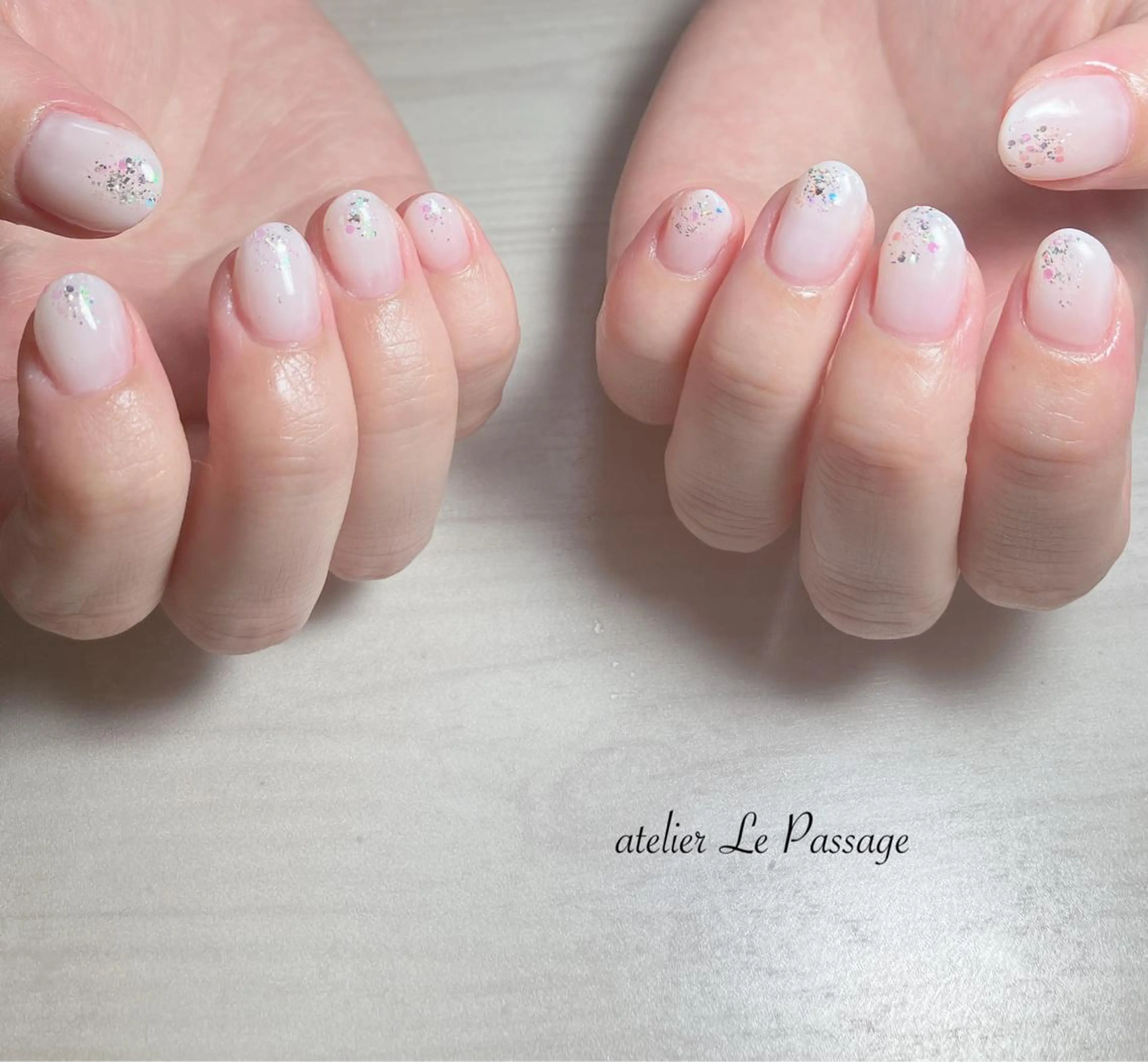 ネイル ジェルネイル オフィスネイル ワンカラーネイル パラジェル 夏ネイル Atelier Le Passage所属・h nakatsukaのネイルデザイン